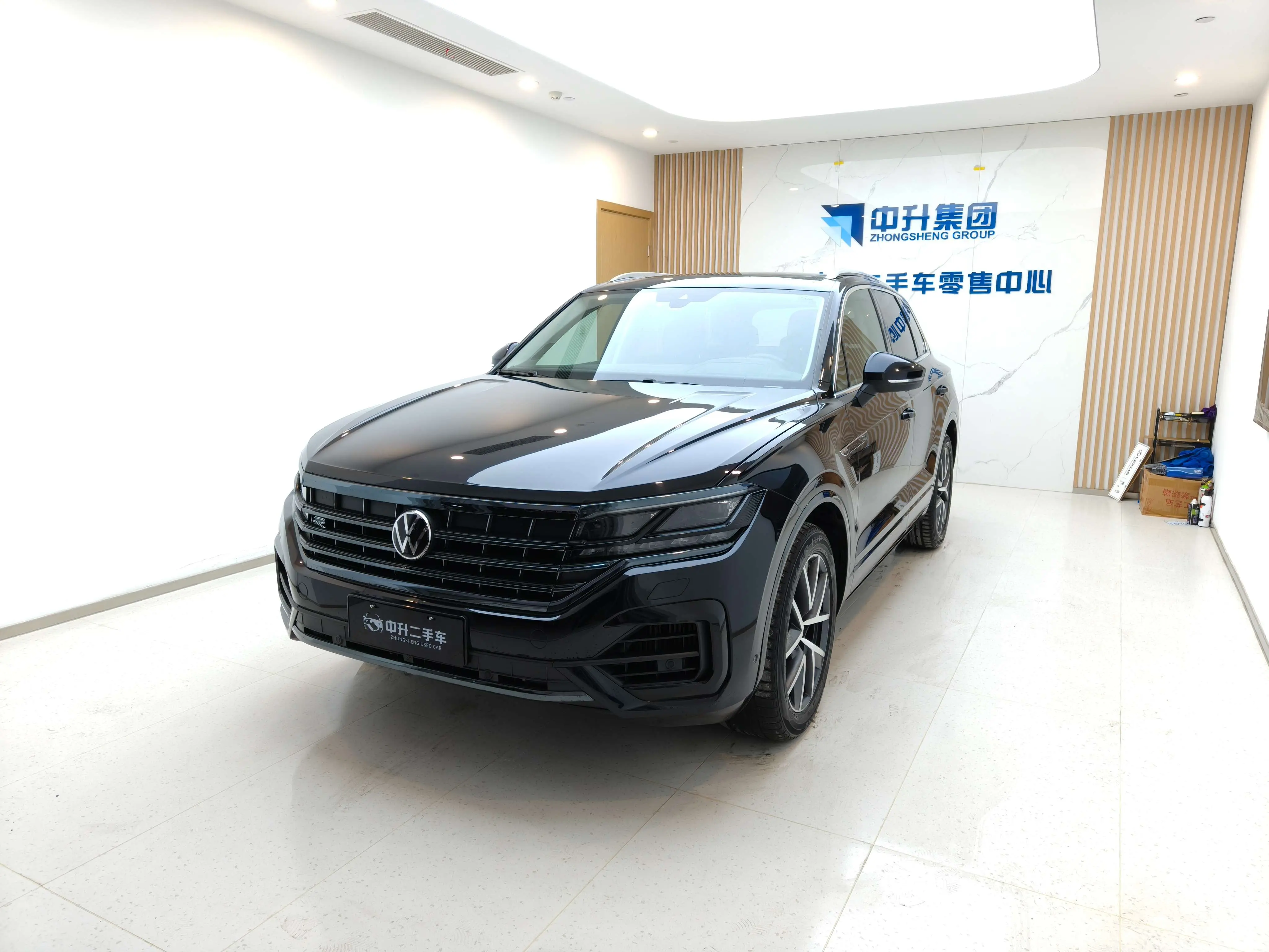 Volkswagen Touareg  из Китая