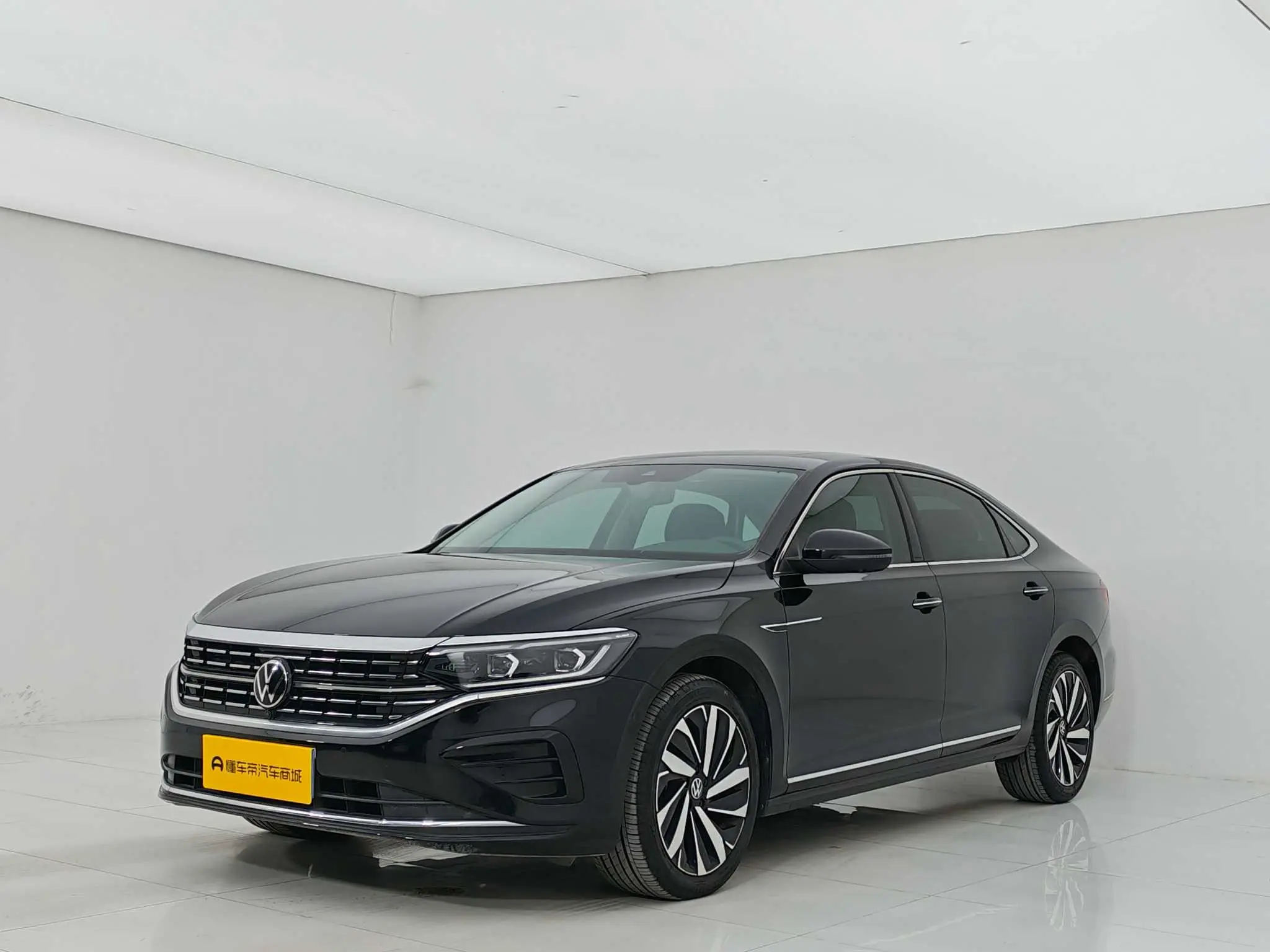 Volkswagen Passat  из Китая