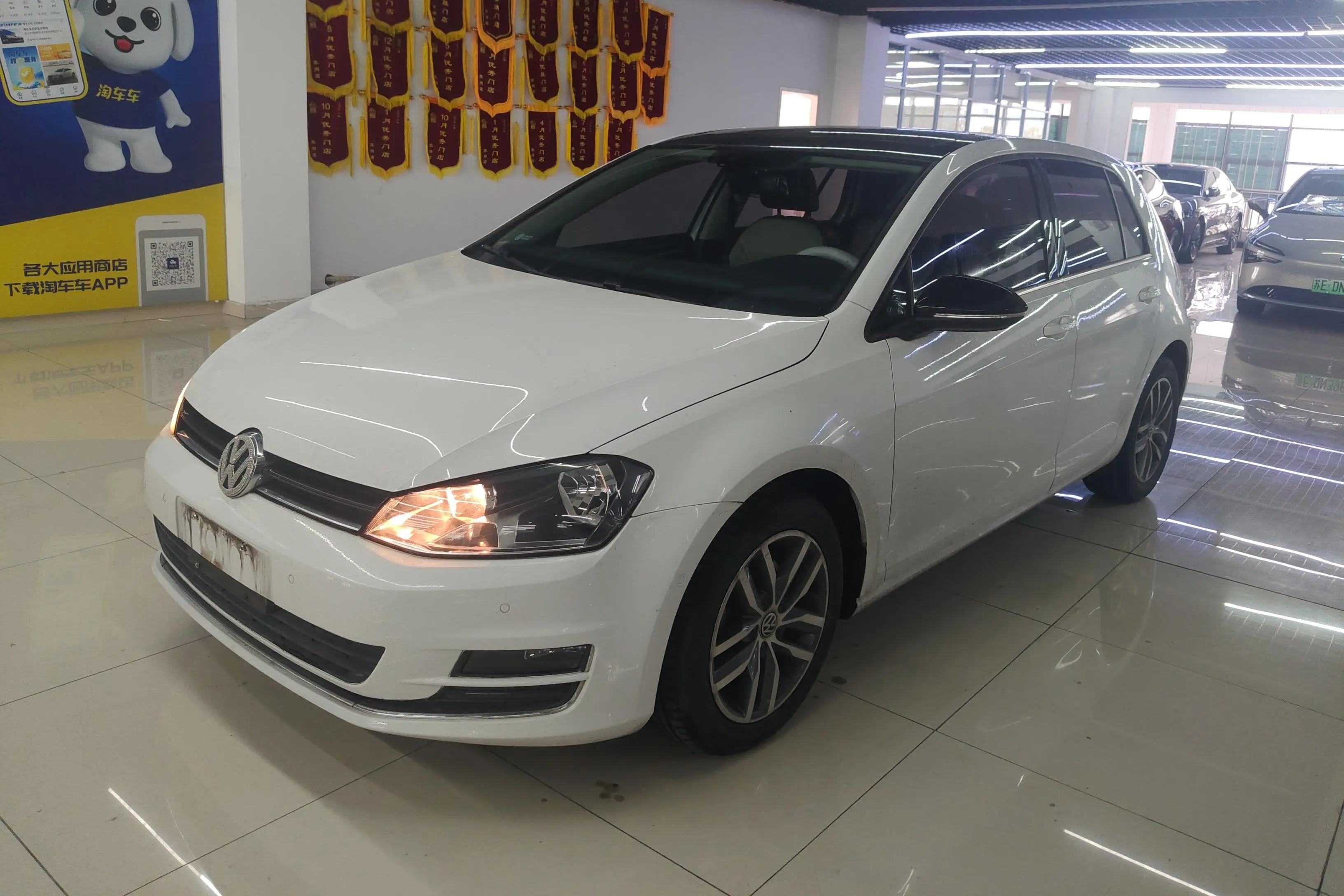 Volkswagen Golf  из Китая