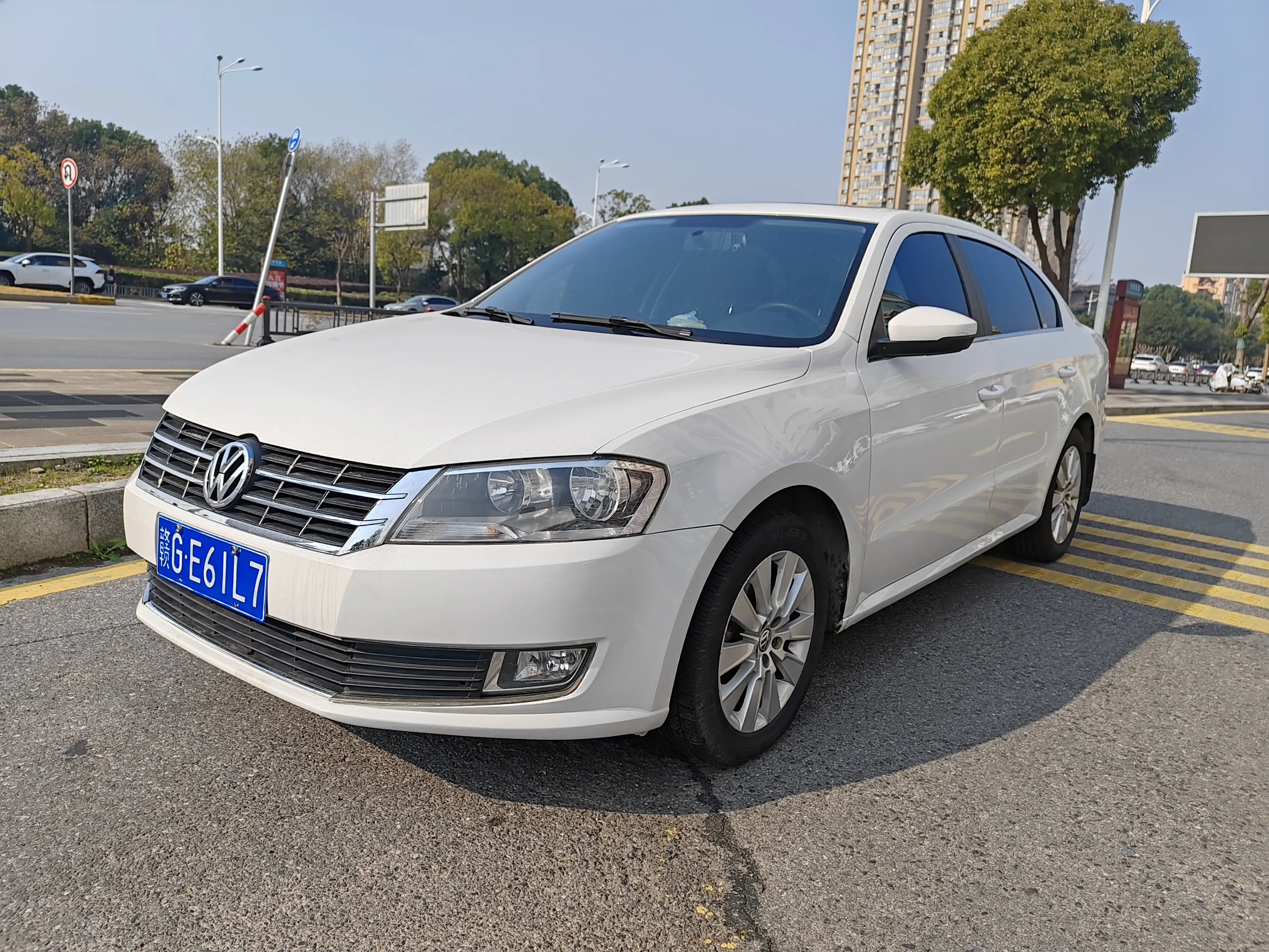 Volkswagen Lavida  из Китая