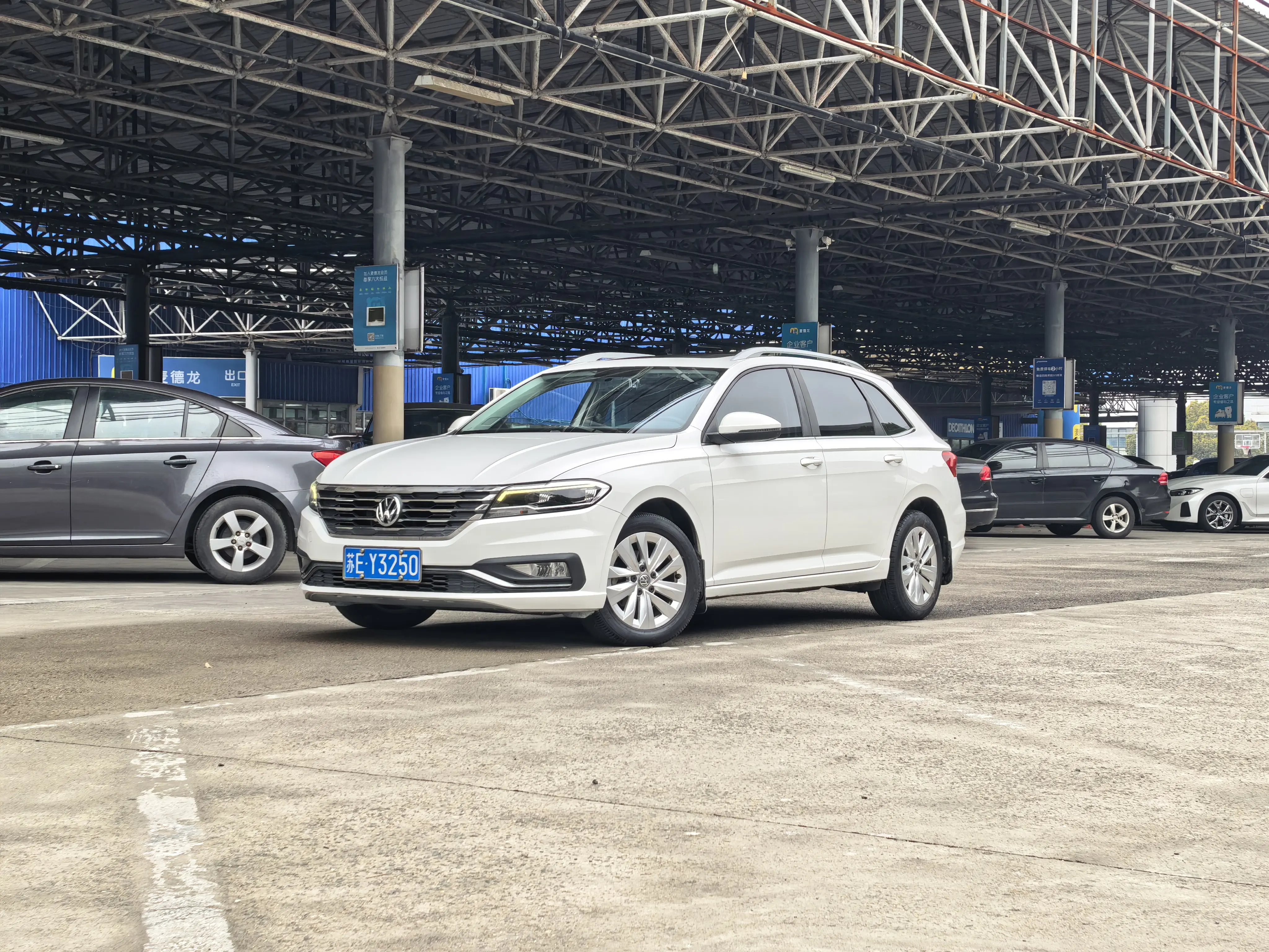 Volkswagen Lavida  из Китая