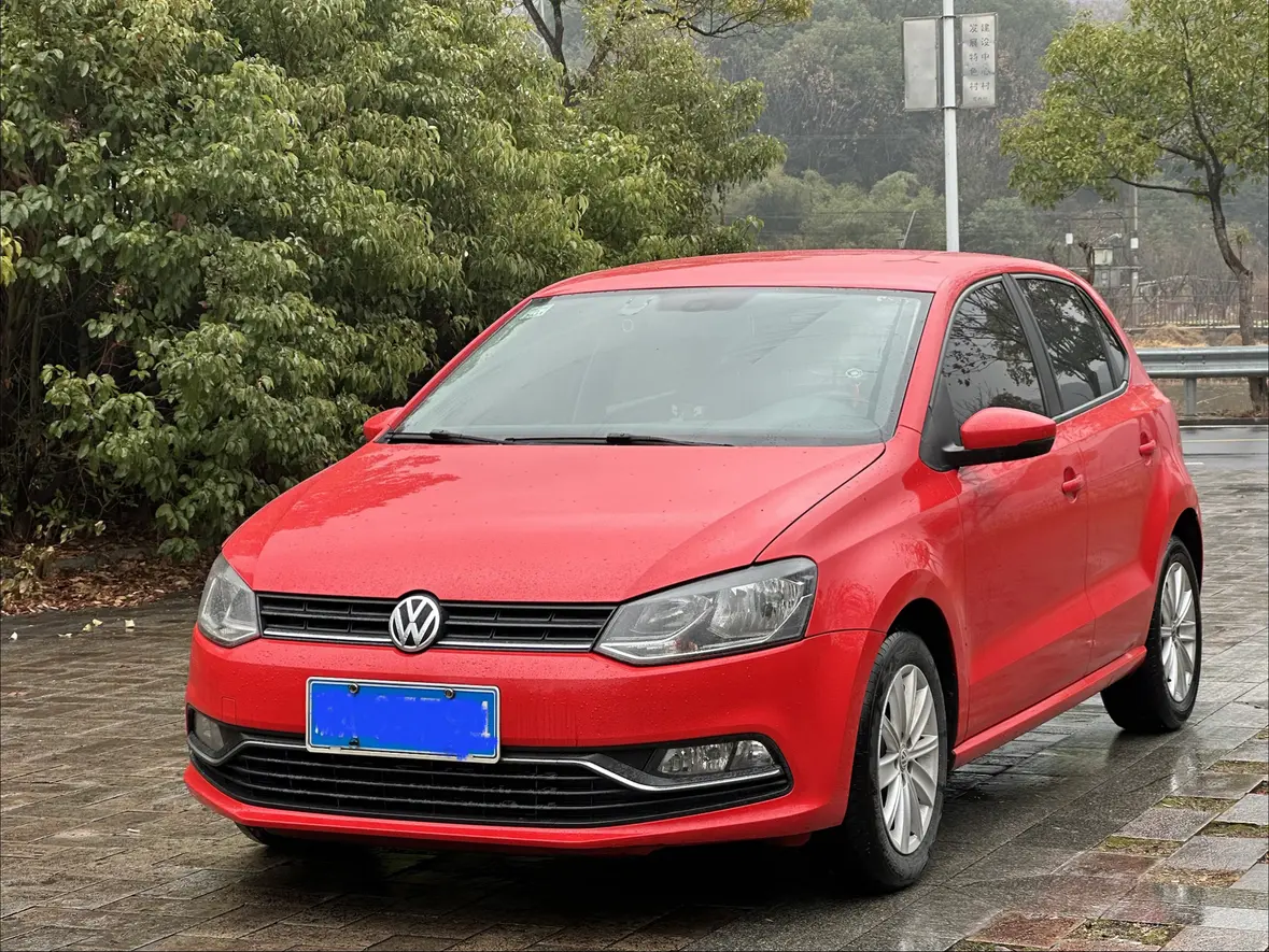 Volkswagen Polo  из Китая