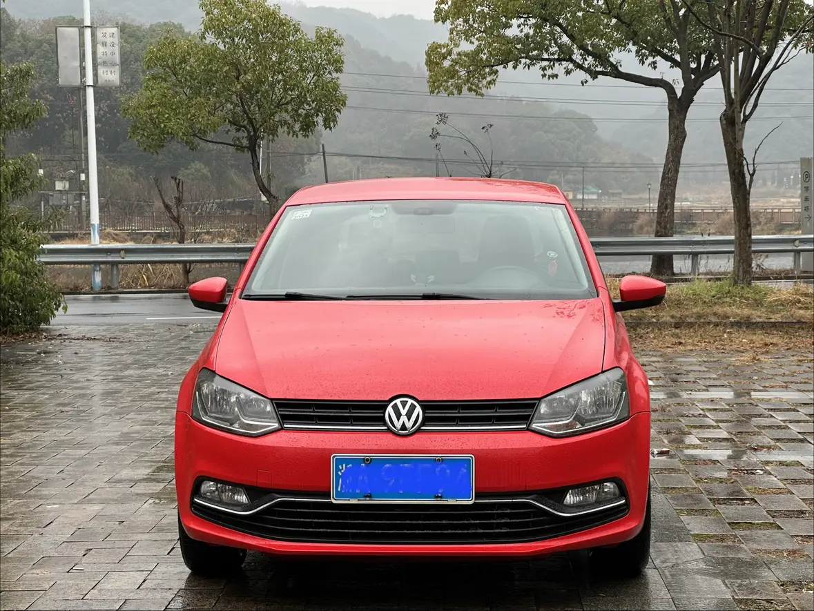Volkswagen Polo  из Китая