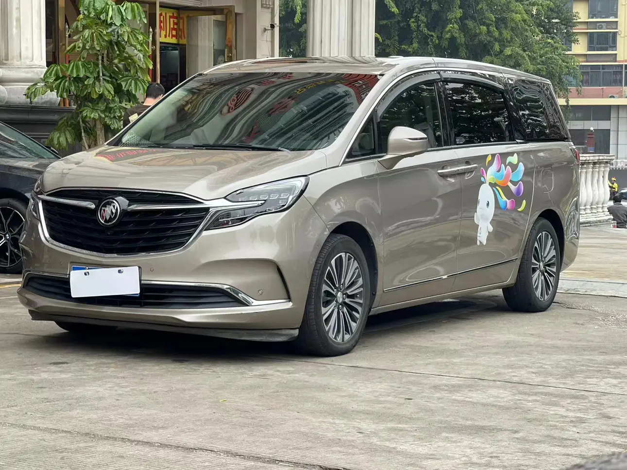 Buick GL8  из Китая