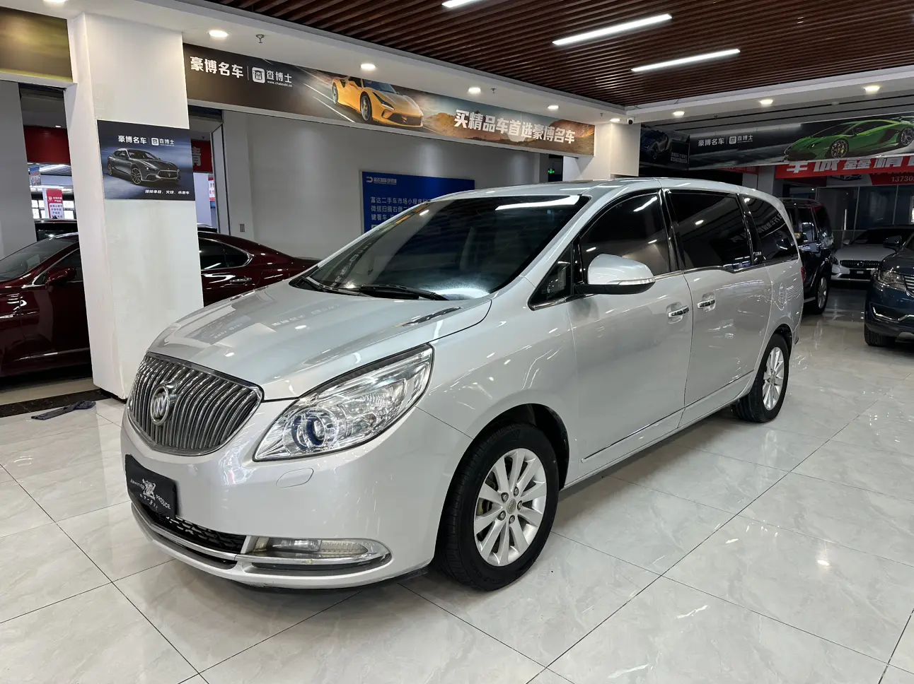 Buick GL8  из Китая