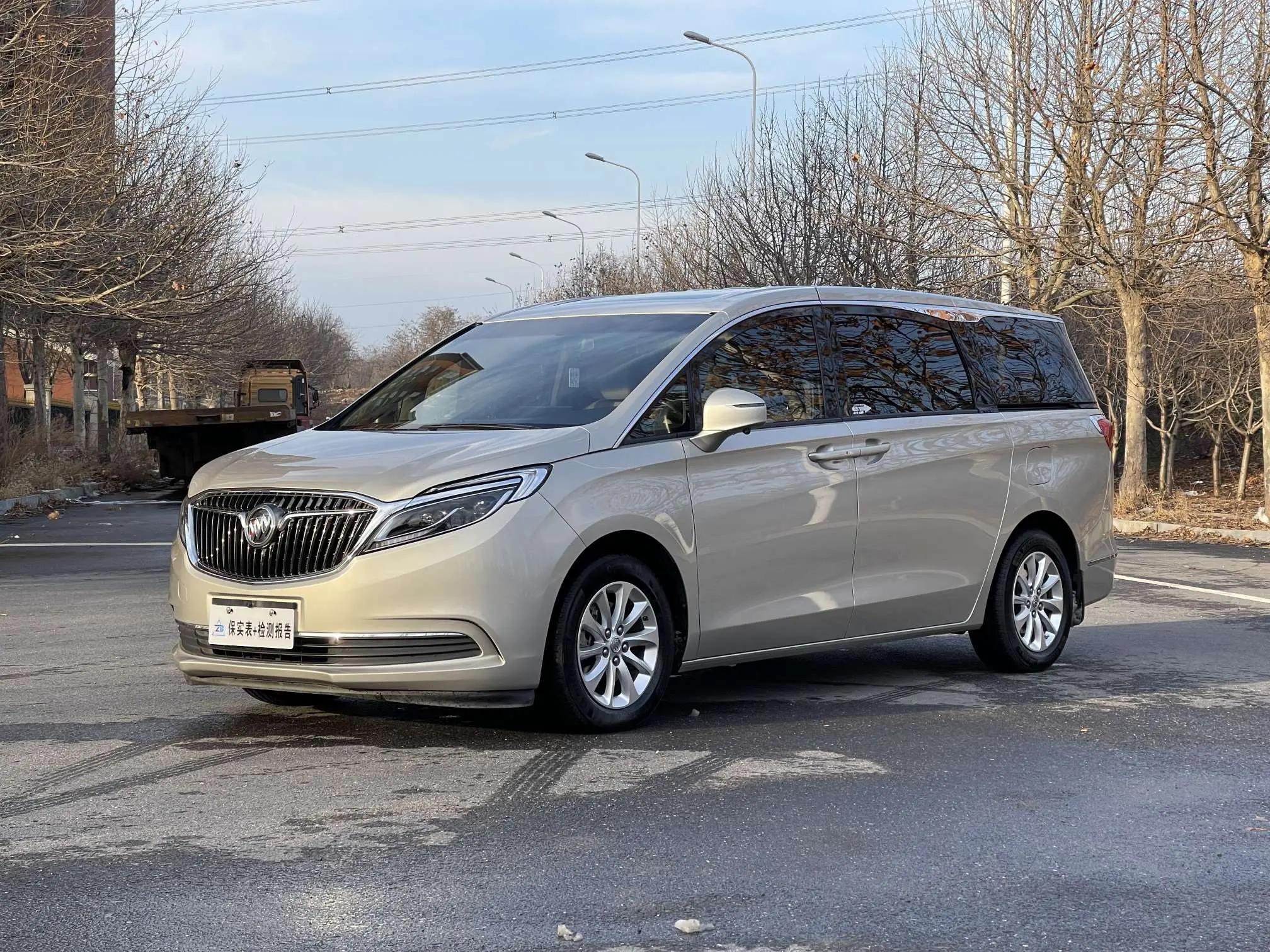 Buick GL8  из Китая