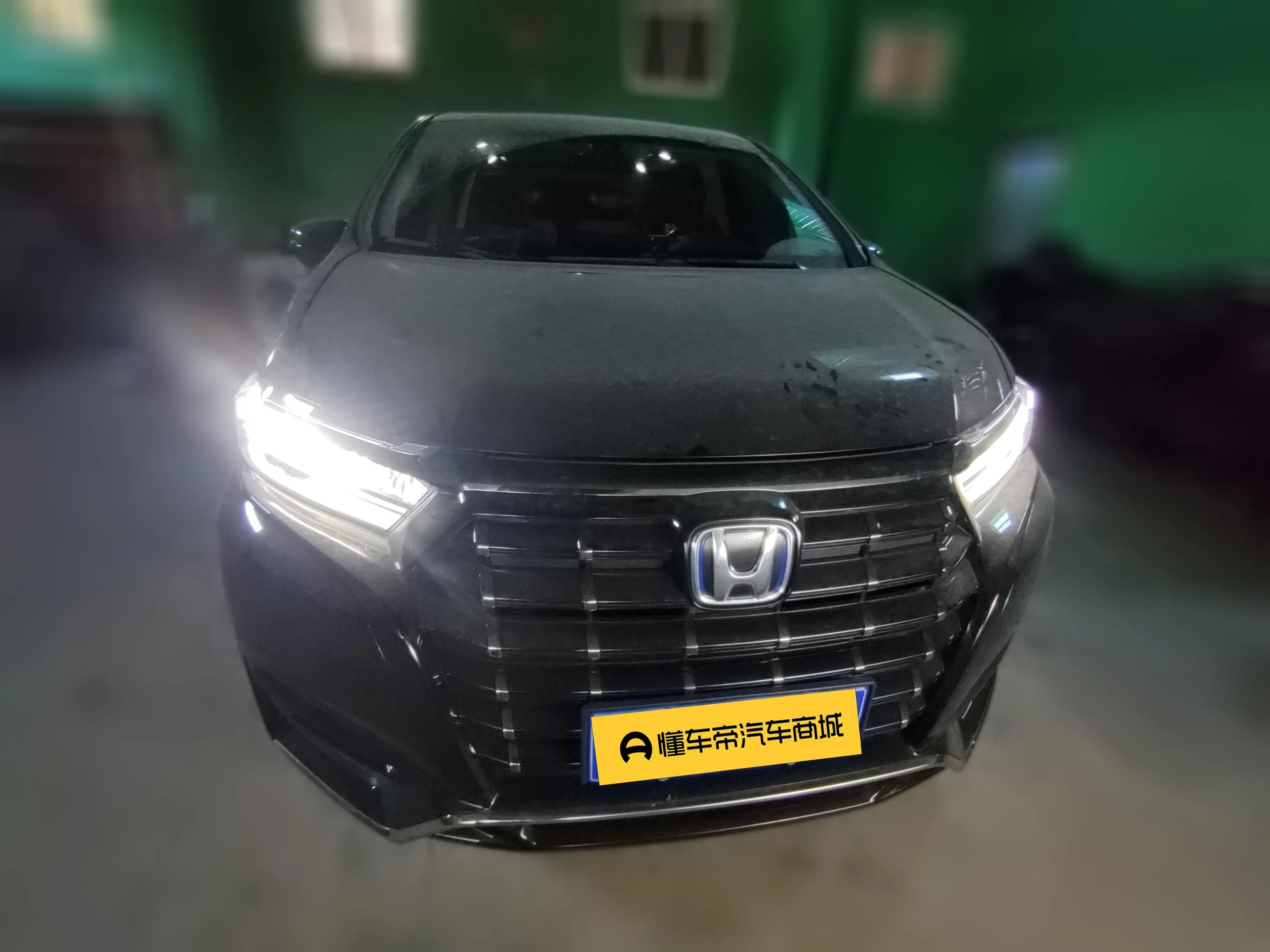 Honda Elysion (Alison)  из Китая