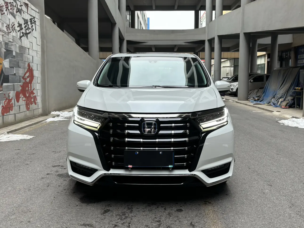 Honda Elysion (Alison)  из Китая