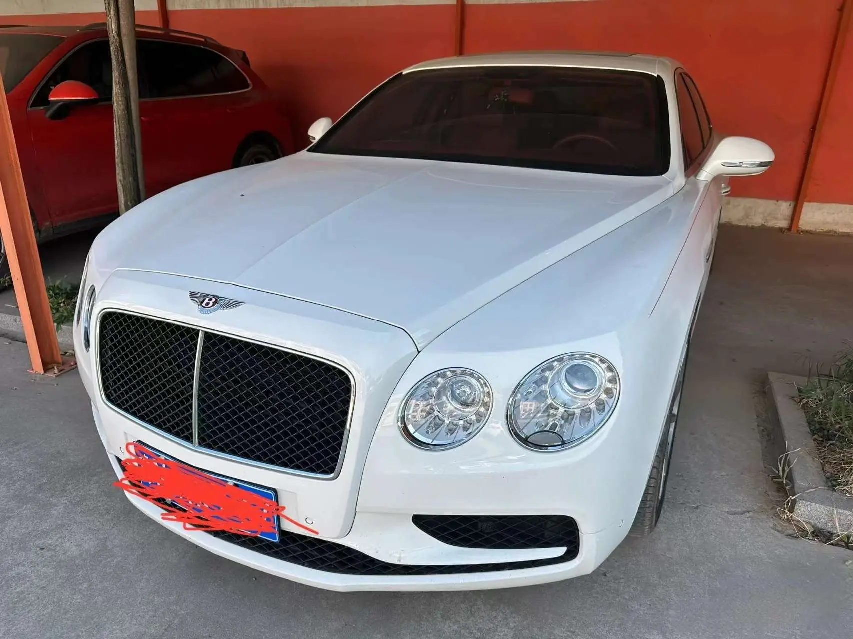 Bentley Galloping  из Китая