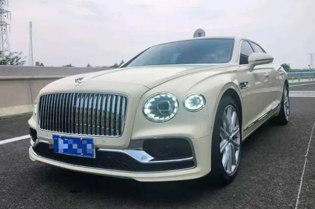 Bentley Galloping  из Китая