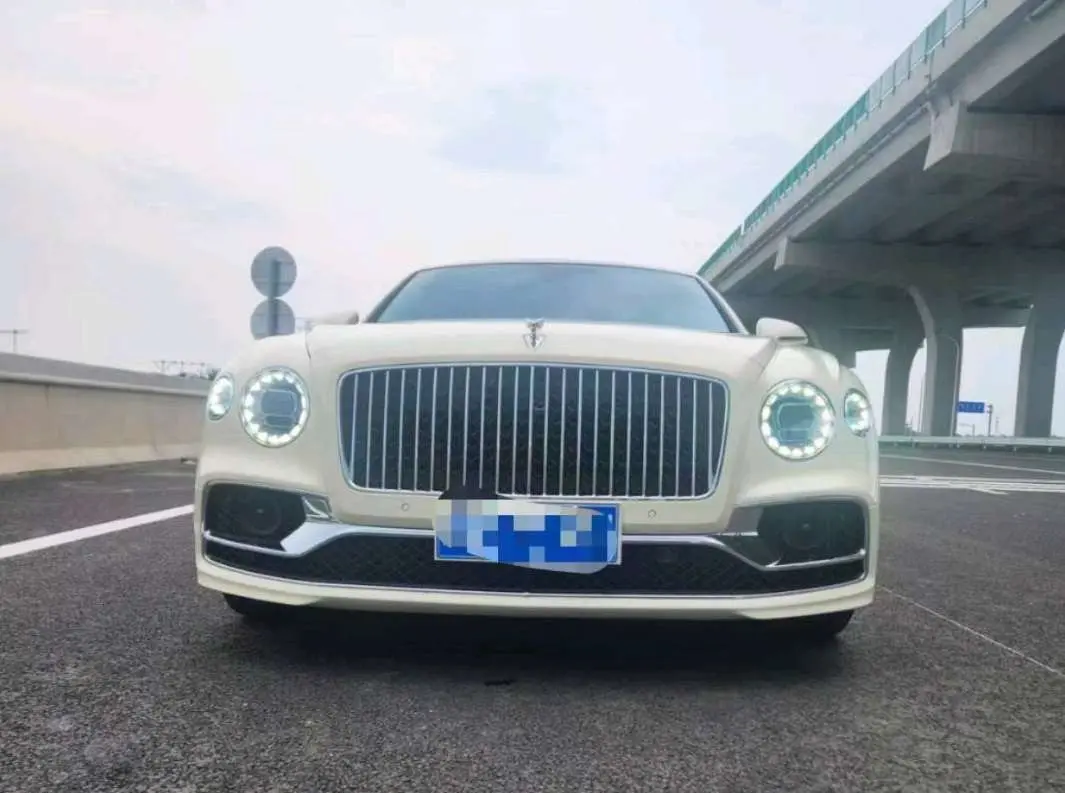 Bentley Galloping  из Китая