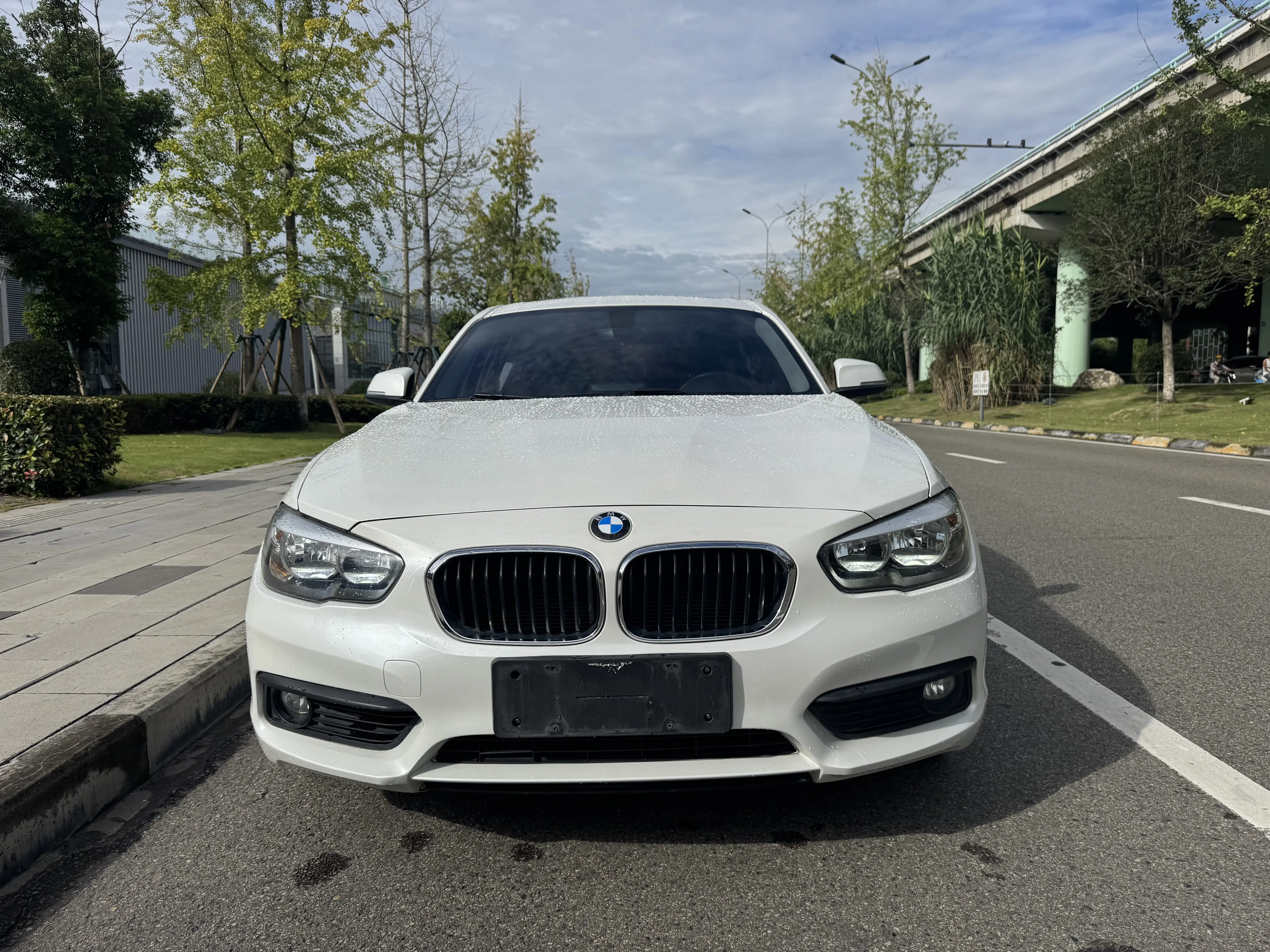 BMW 1 Series  из Китая