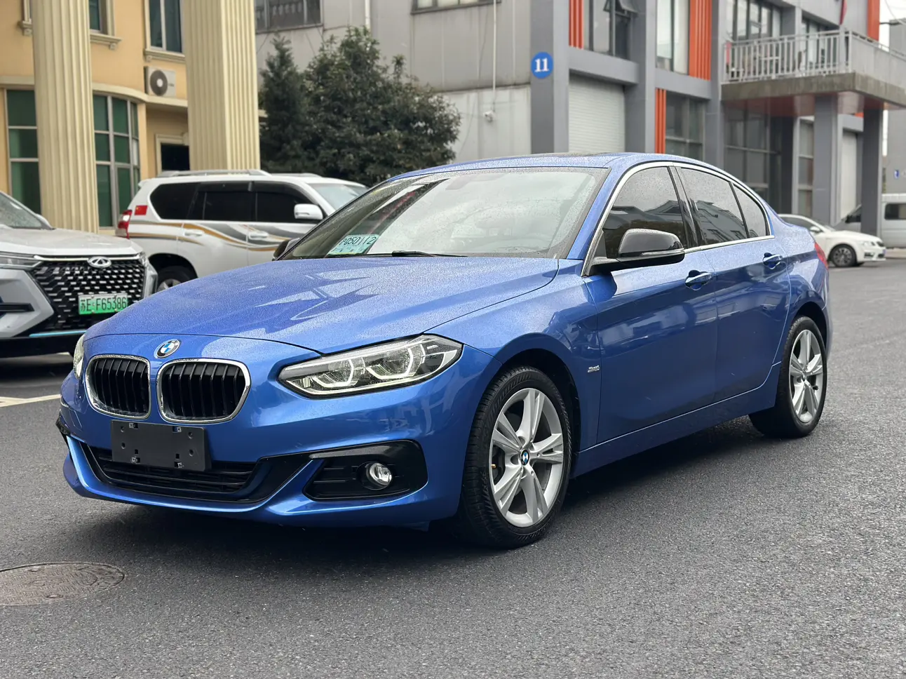 BMW 1 Series  из Китая