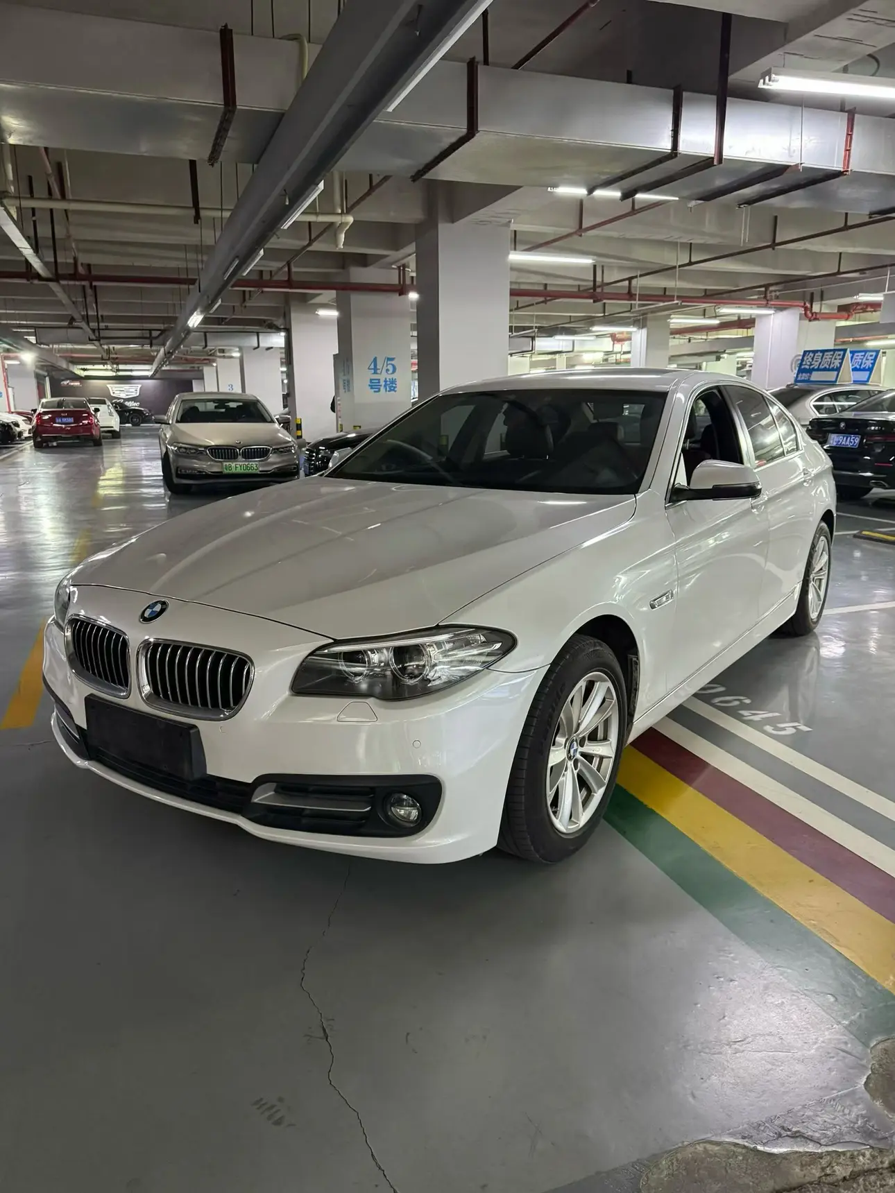 BMW 5 Series  из Китая