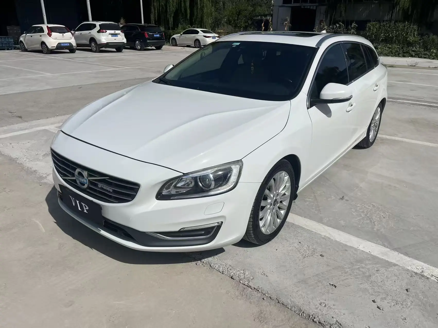 Volvo V60  из Китая