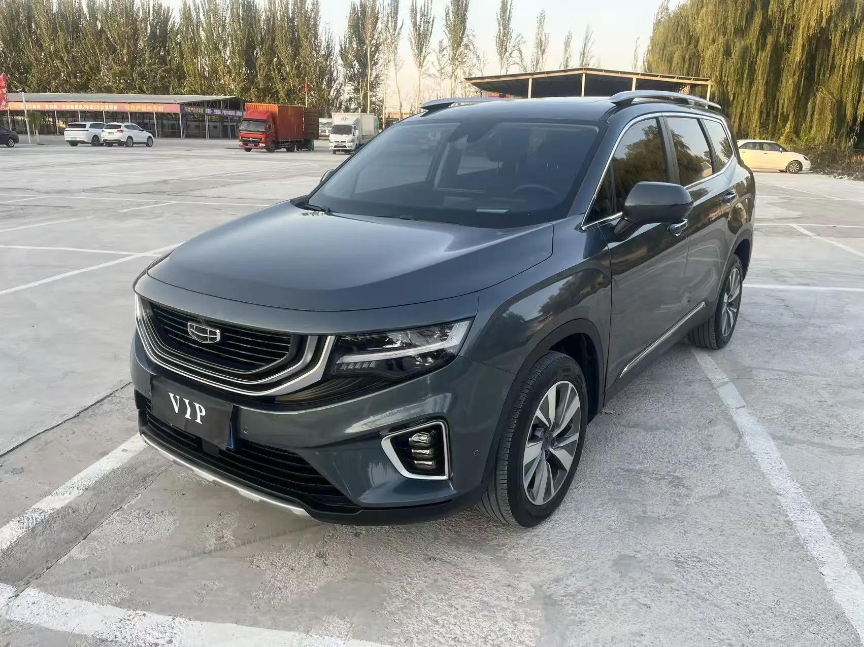 Geely Okavango  из Китая