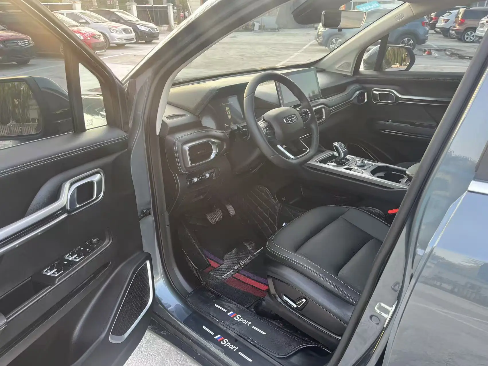 Geely Okavango  из Китая