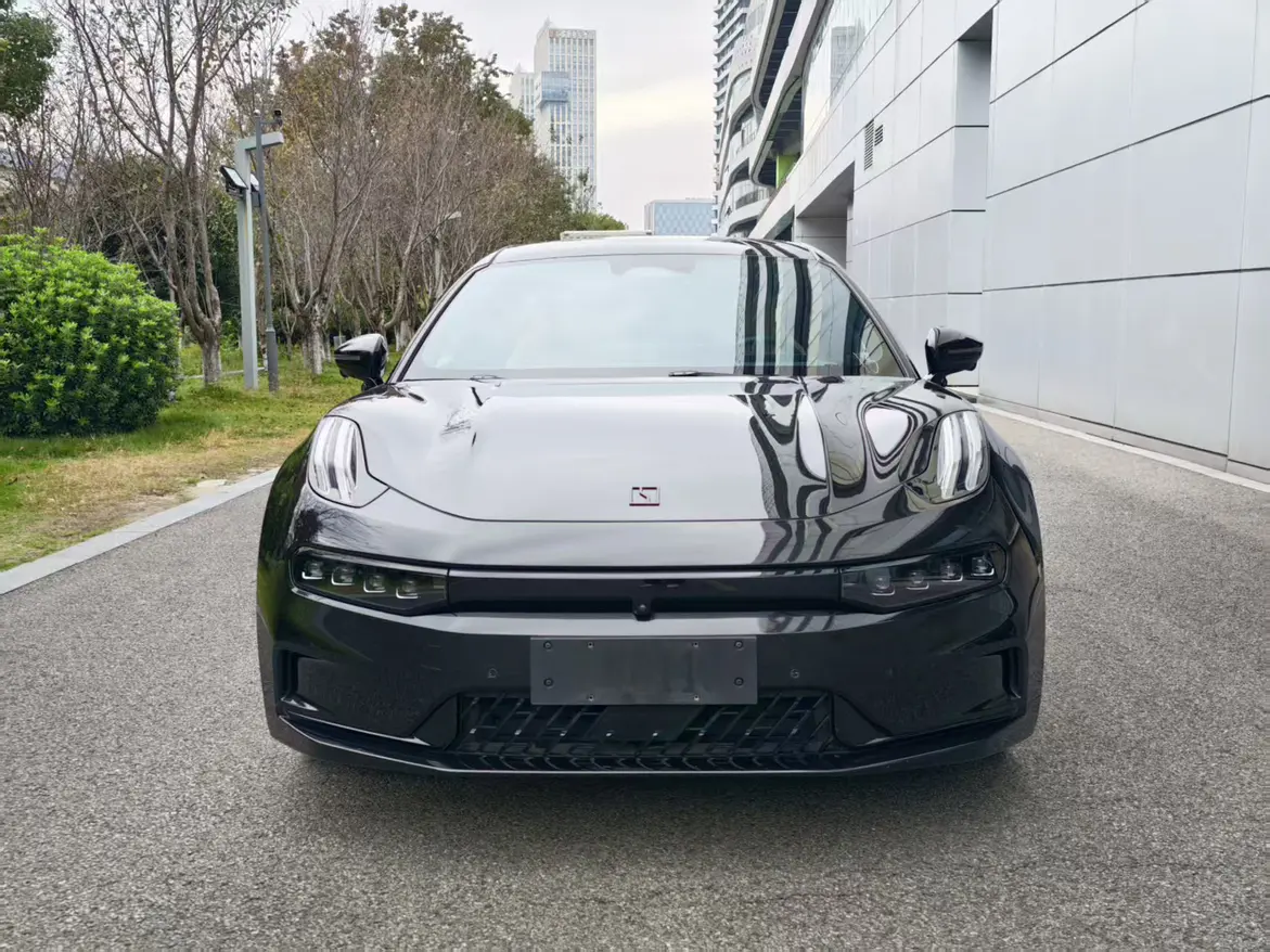 ZEEKR 001  из Китая