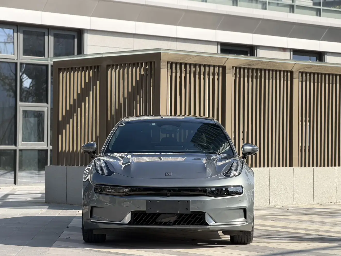 ZEEKR 001  из Китая