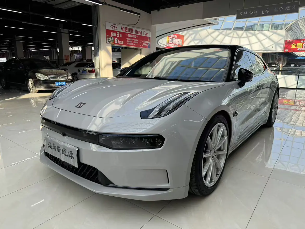 ZEEKR 001  из Китая