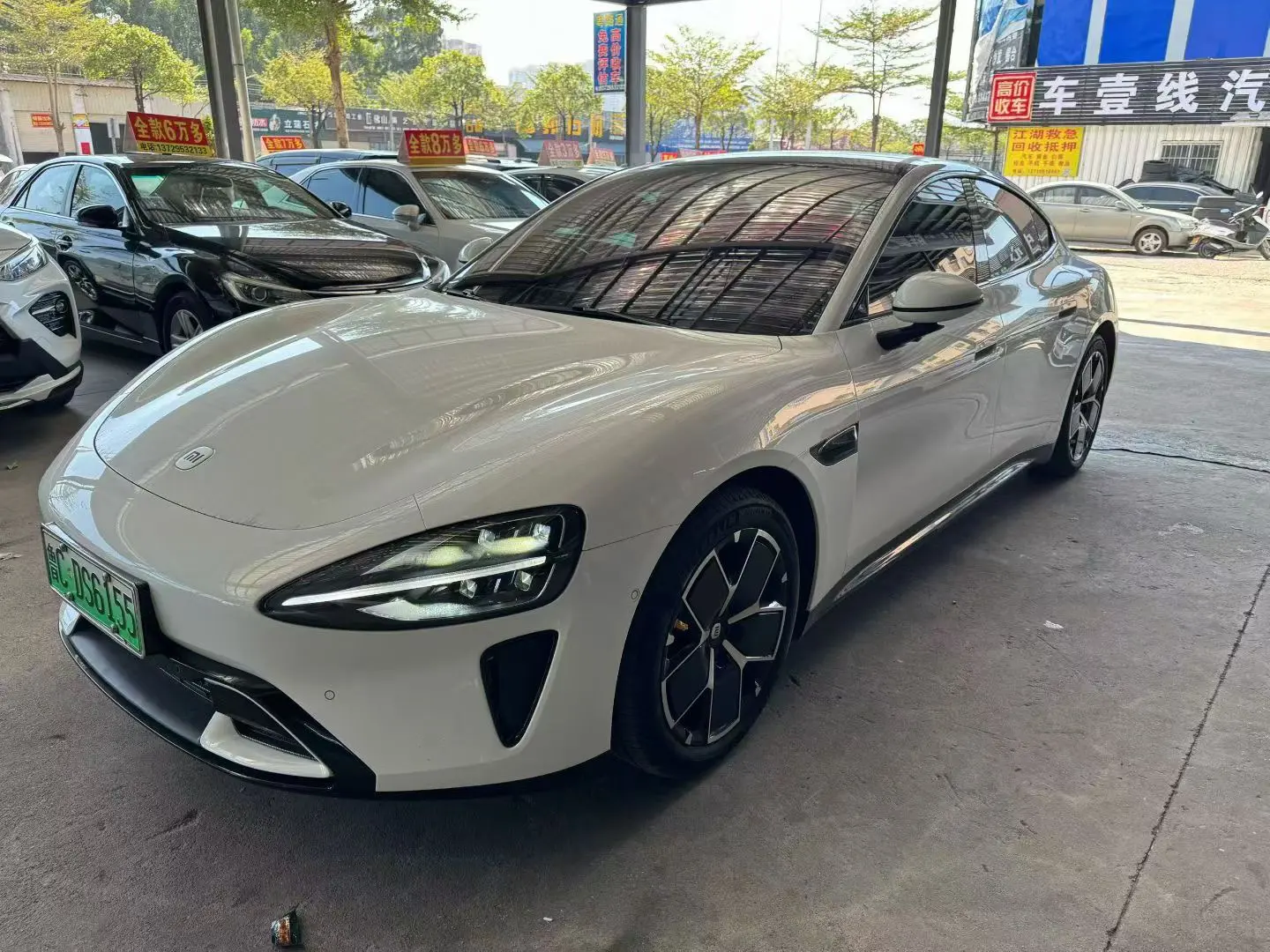 Xiaomi car Xiaomi SU7  из Китая