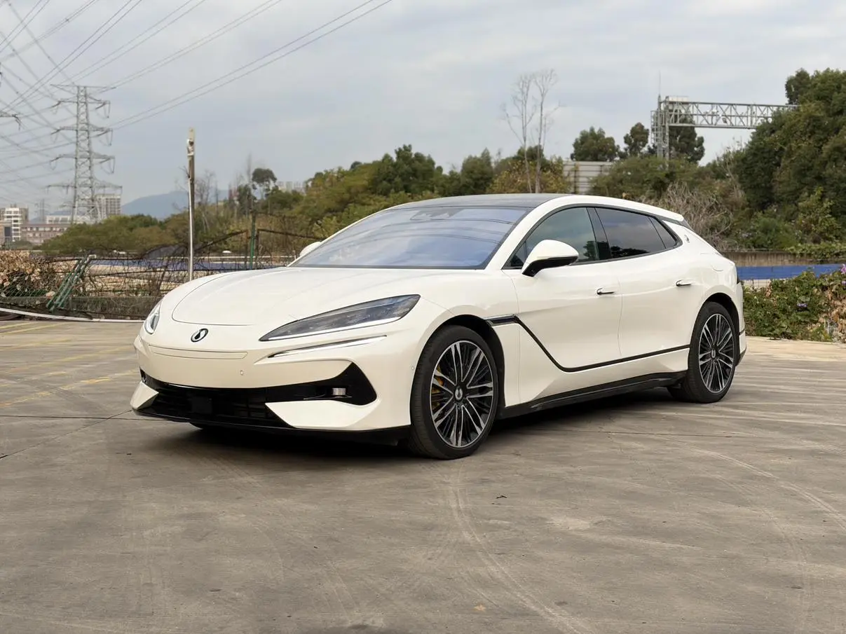 Denza DENGZH9GT DM  из Китая