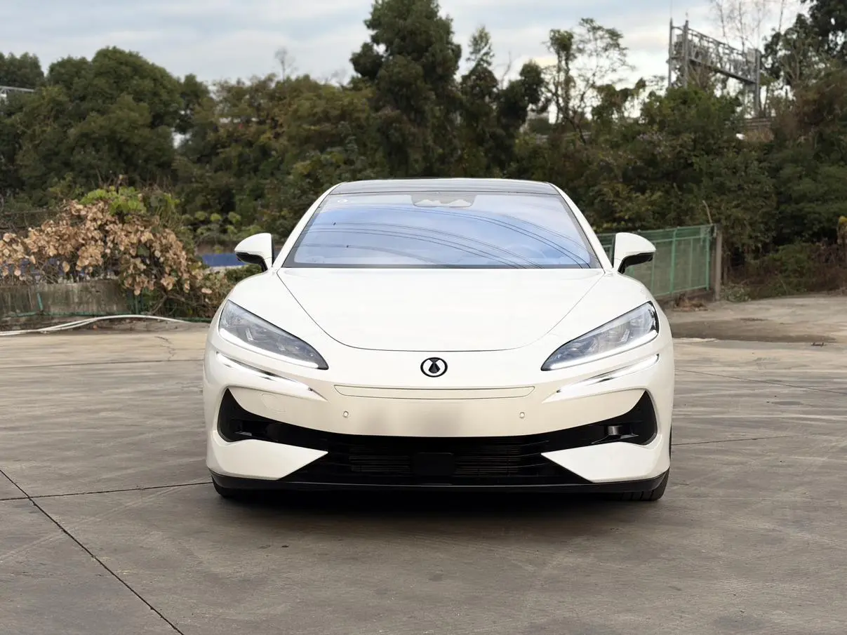 Denza DENGZH9GT DM  из Китая