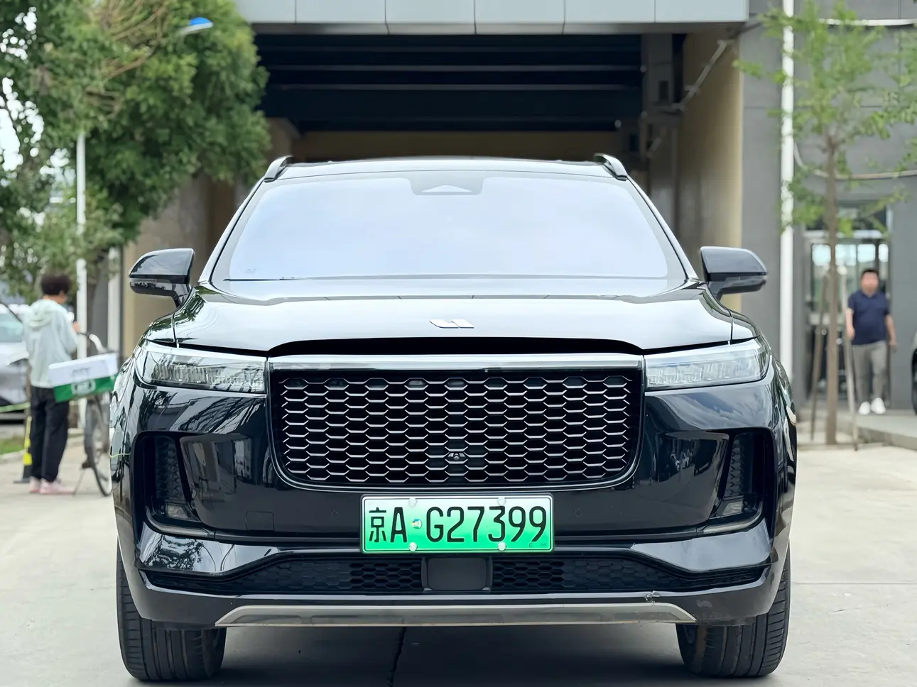 Li ONE (Ideal ONE)  из Китая