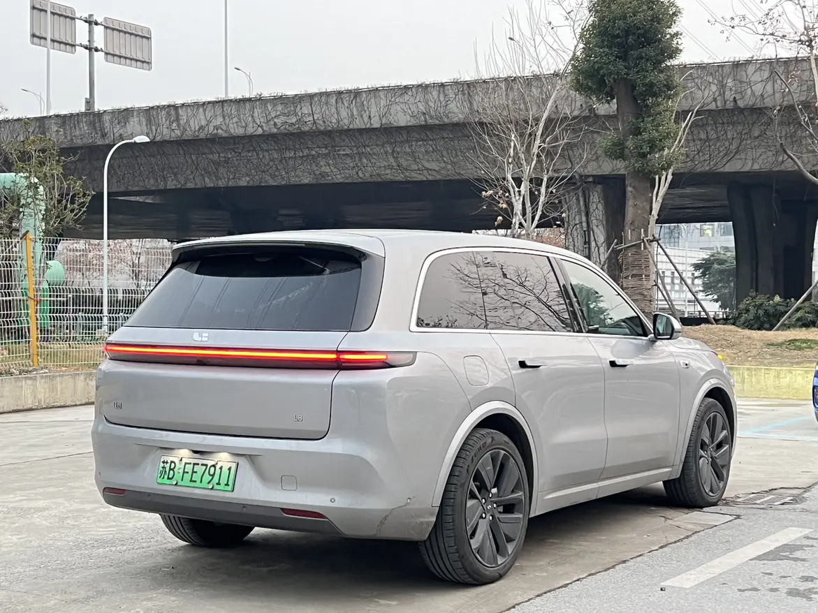 Li L8 (Ideal L8)  из Китая