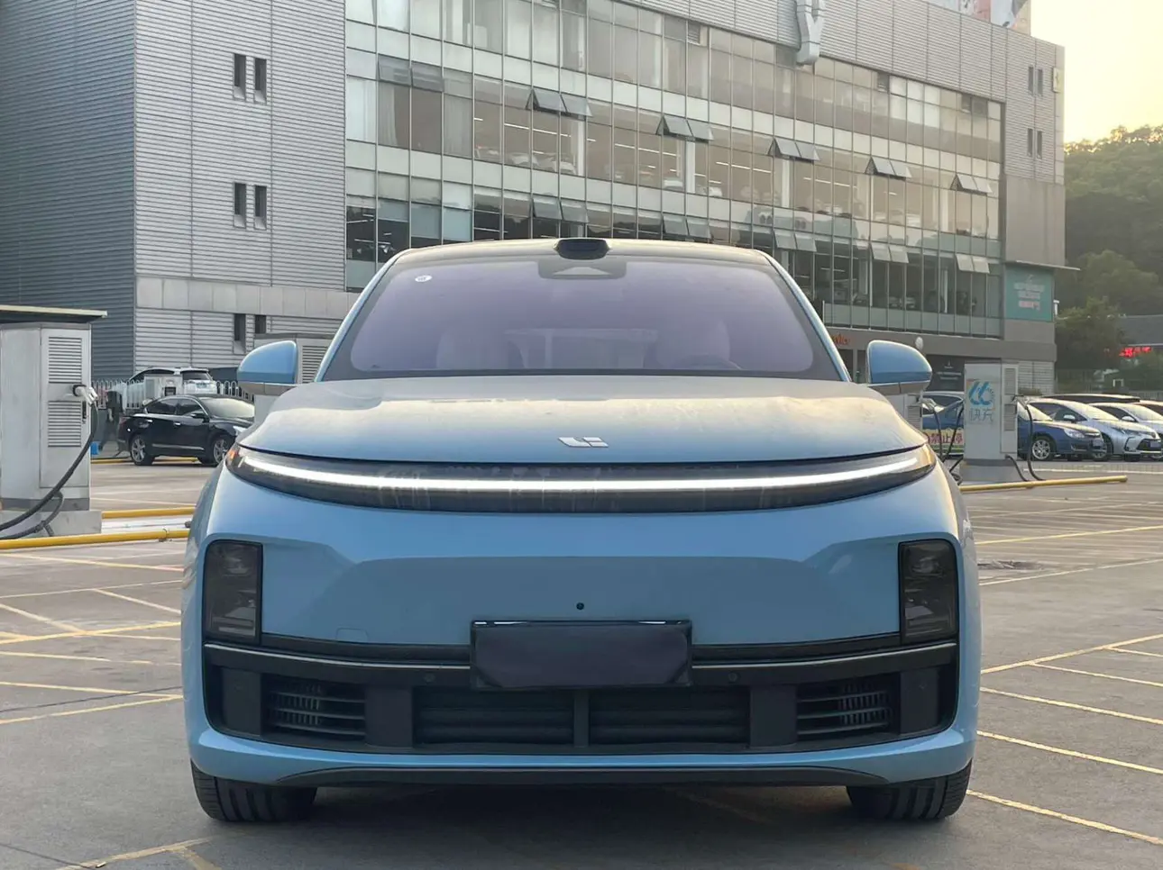 Li L7 (Ideal L7)  из Китая