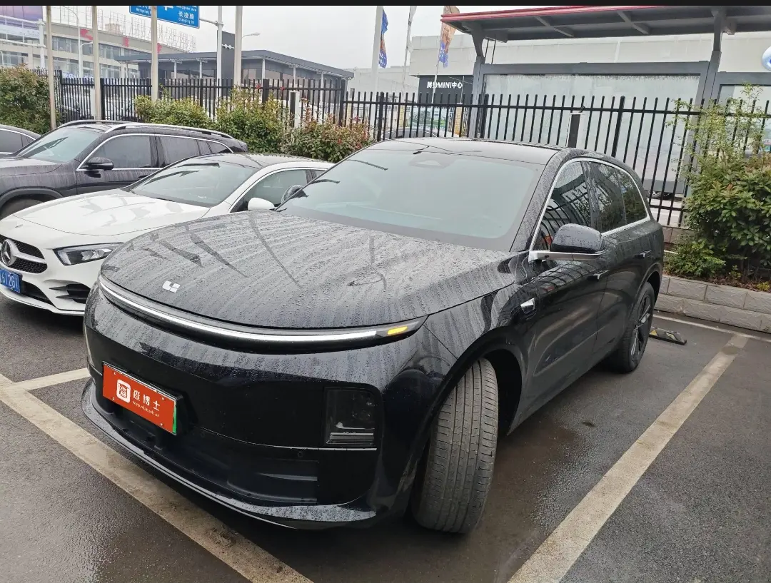 Li L6 (Ideal L6)  из Китая