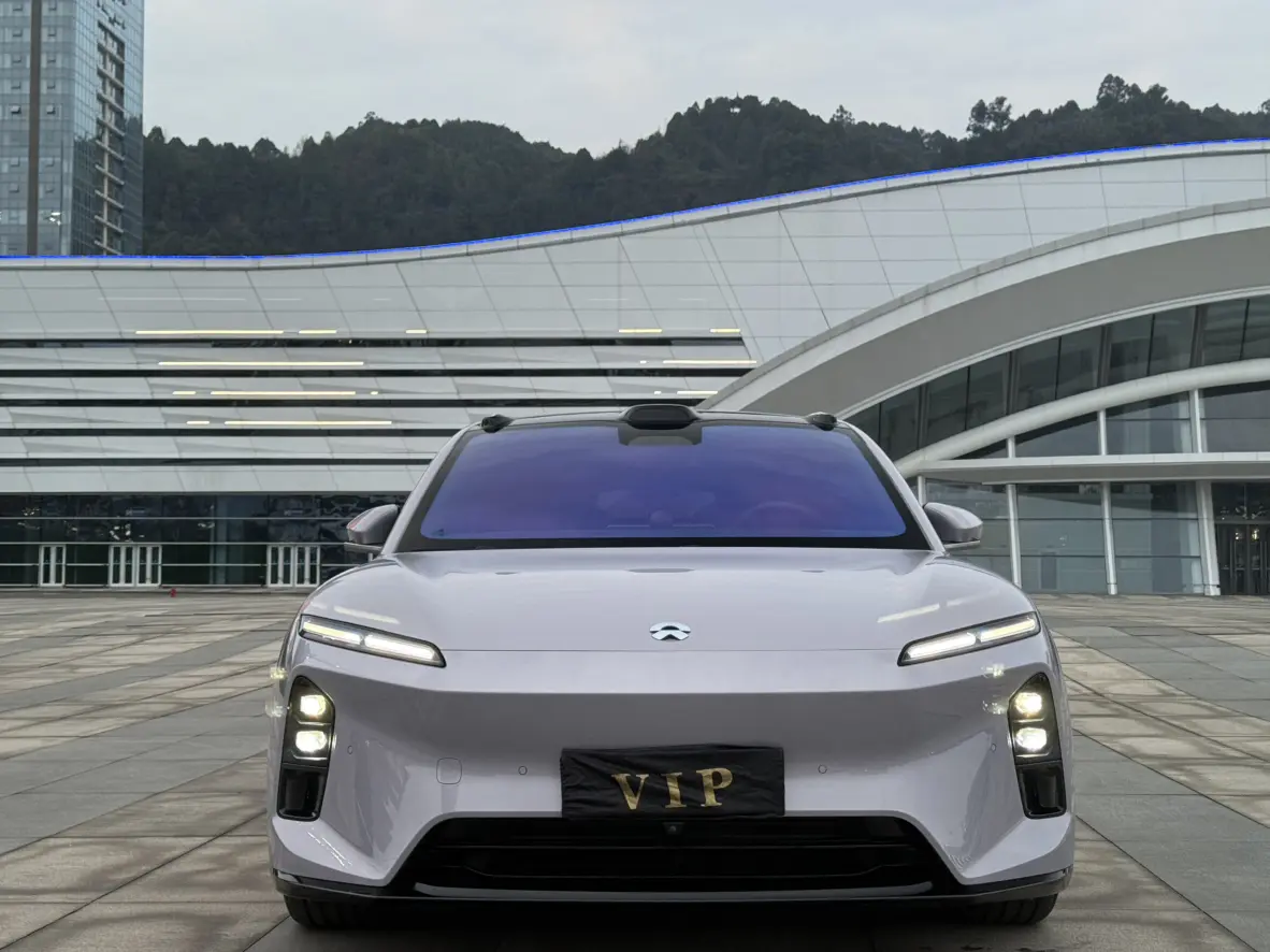 NIO ET5T  из Китая
