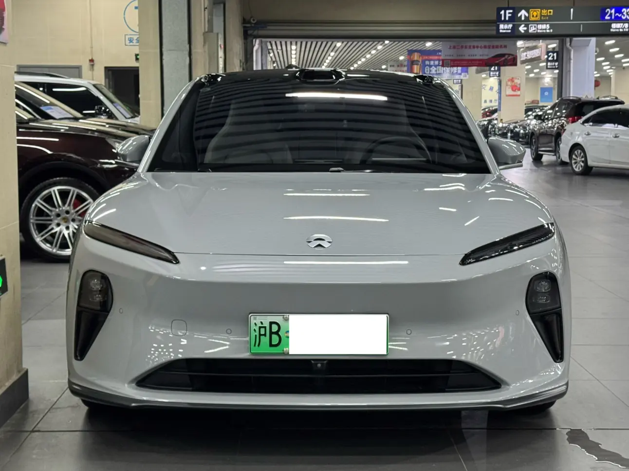 NIO ET5T  из Китая