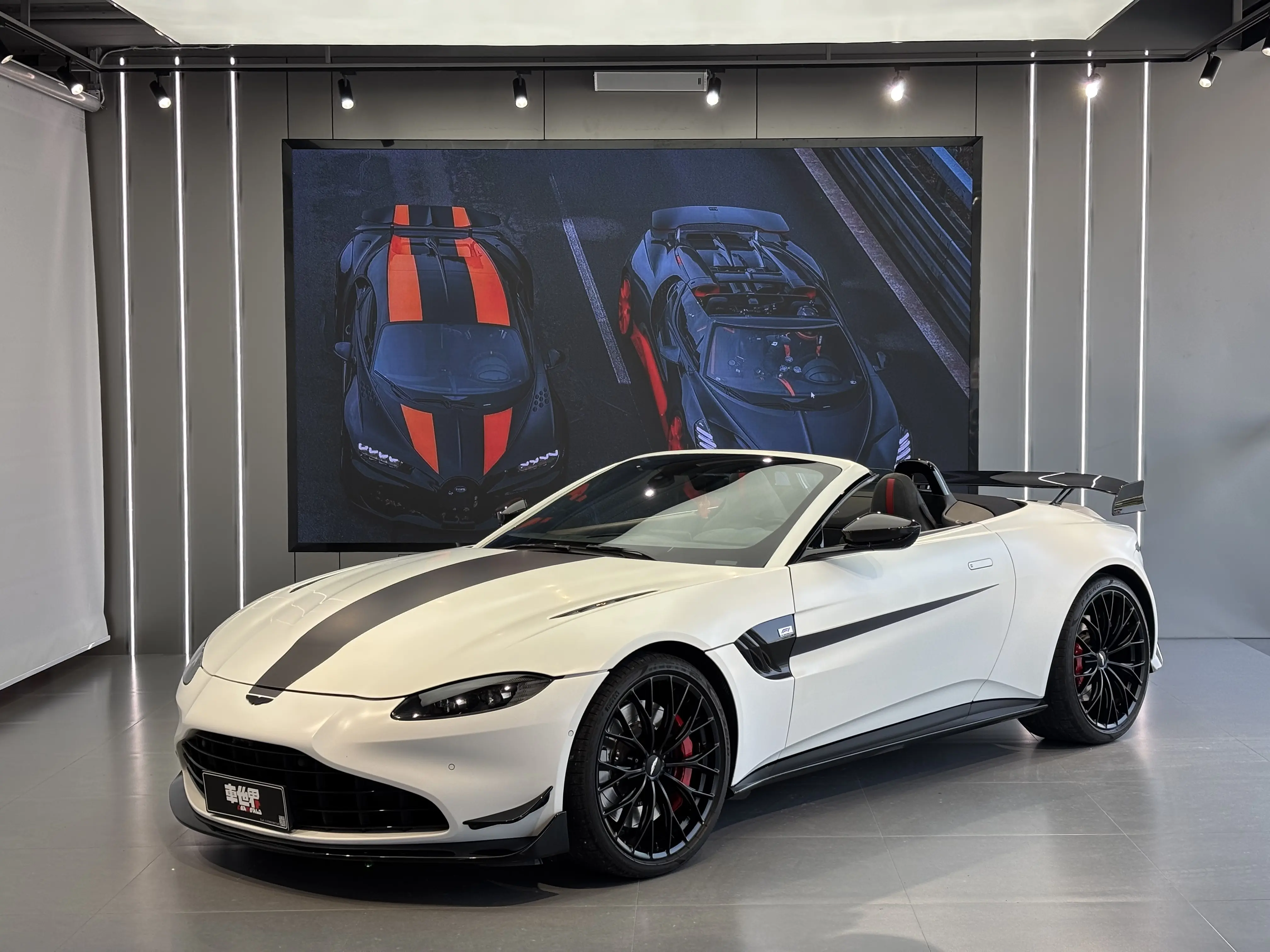 Aston Martin Vantage  из Китая