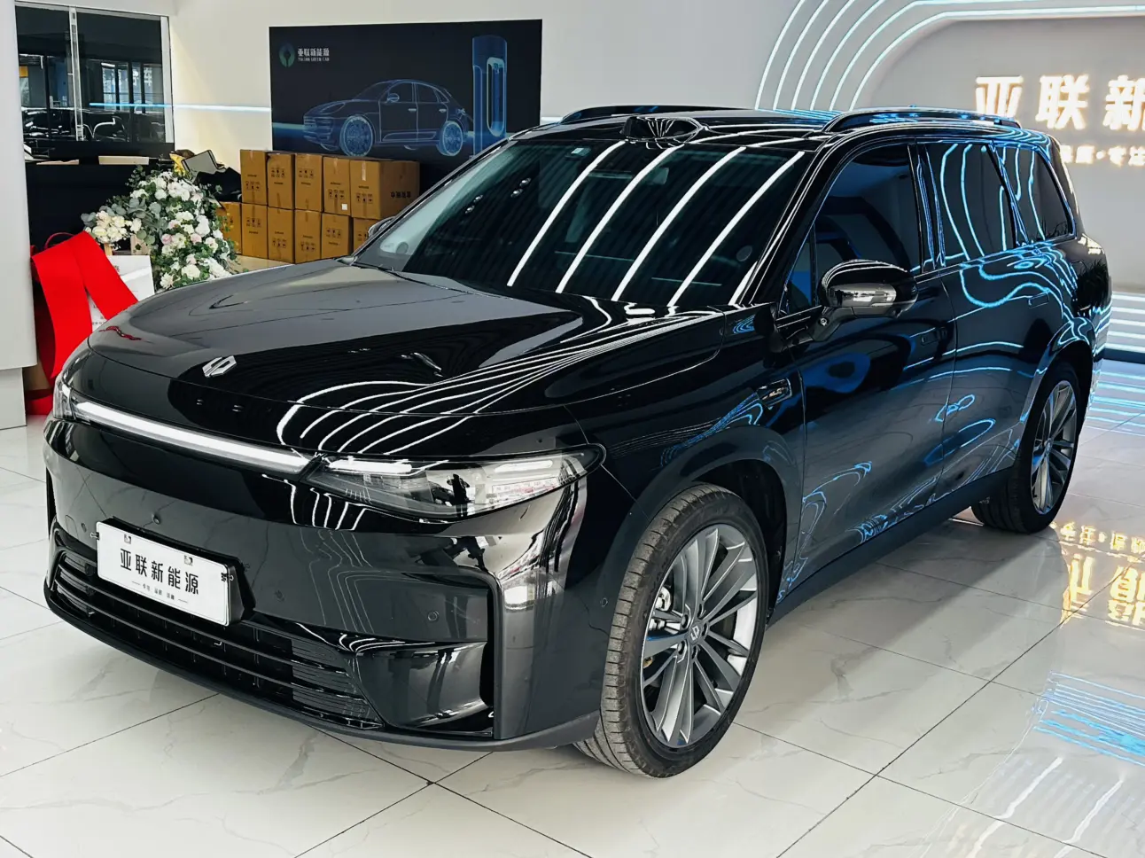 Leapmotor C16  из Китая