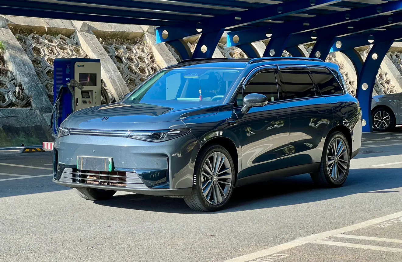 Leapmotor C16  из Китая