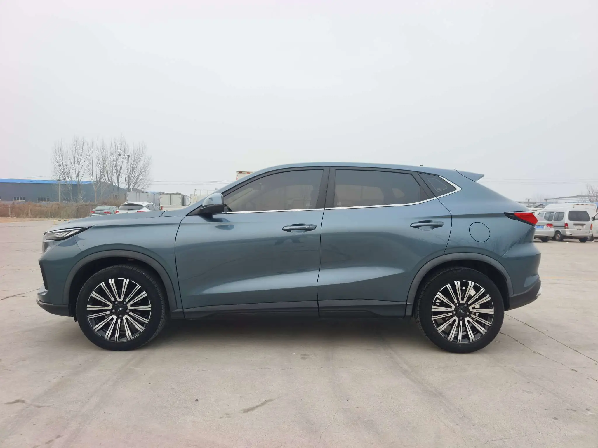 Oshan Changan Auchan X5