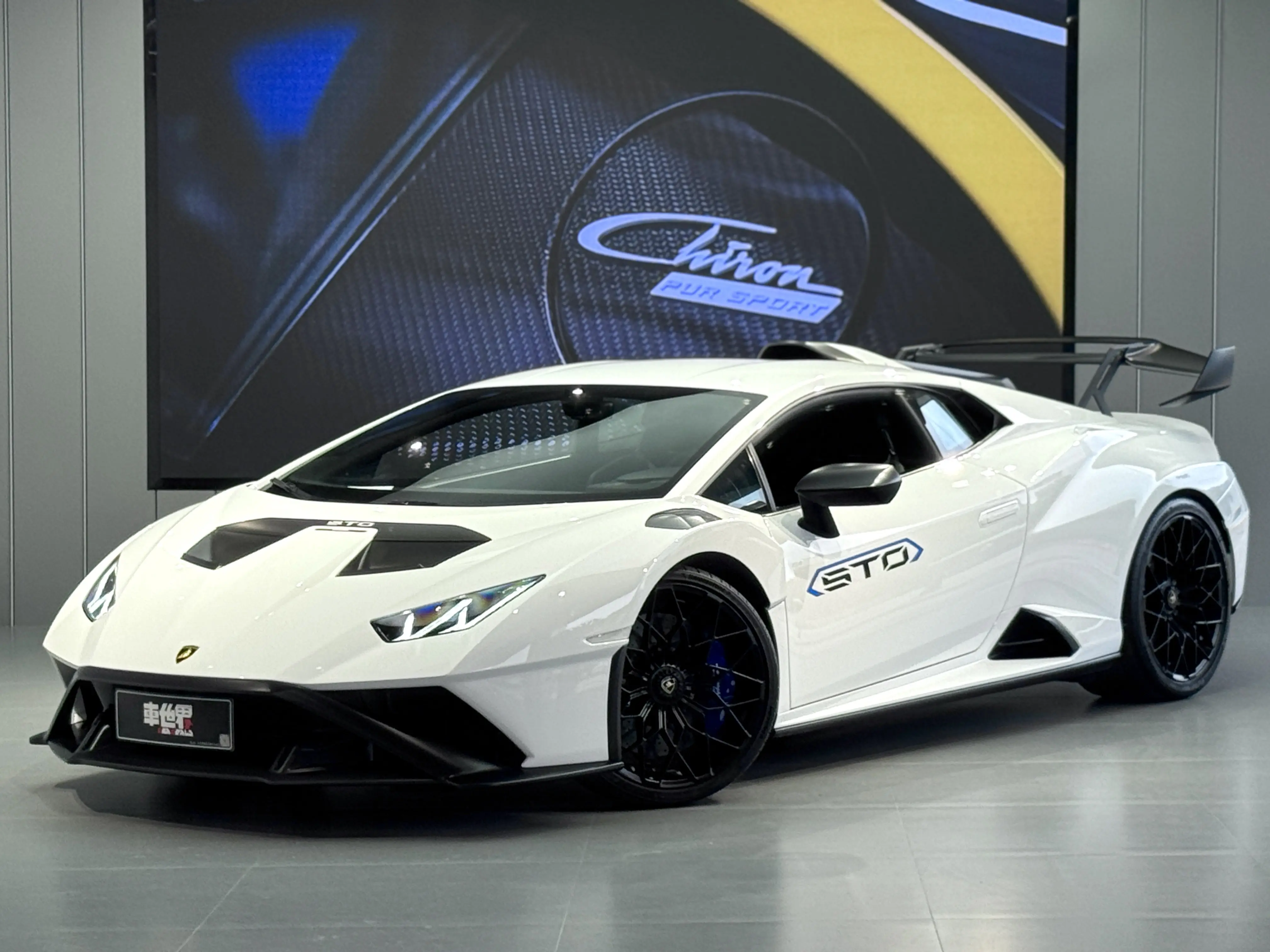 Lamborghini Huracán  из Китая