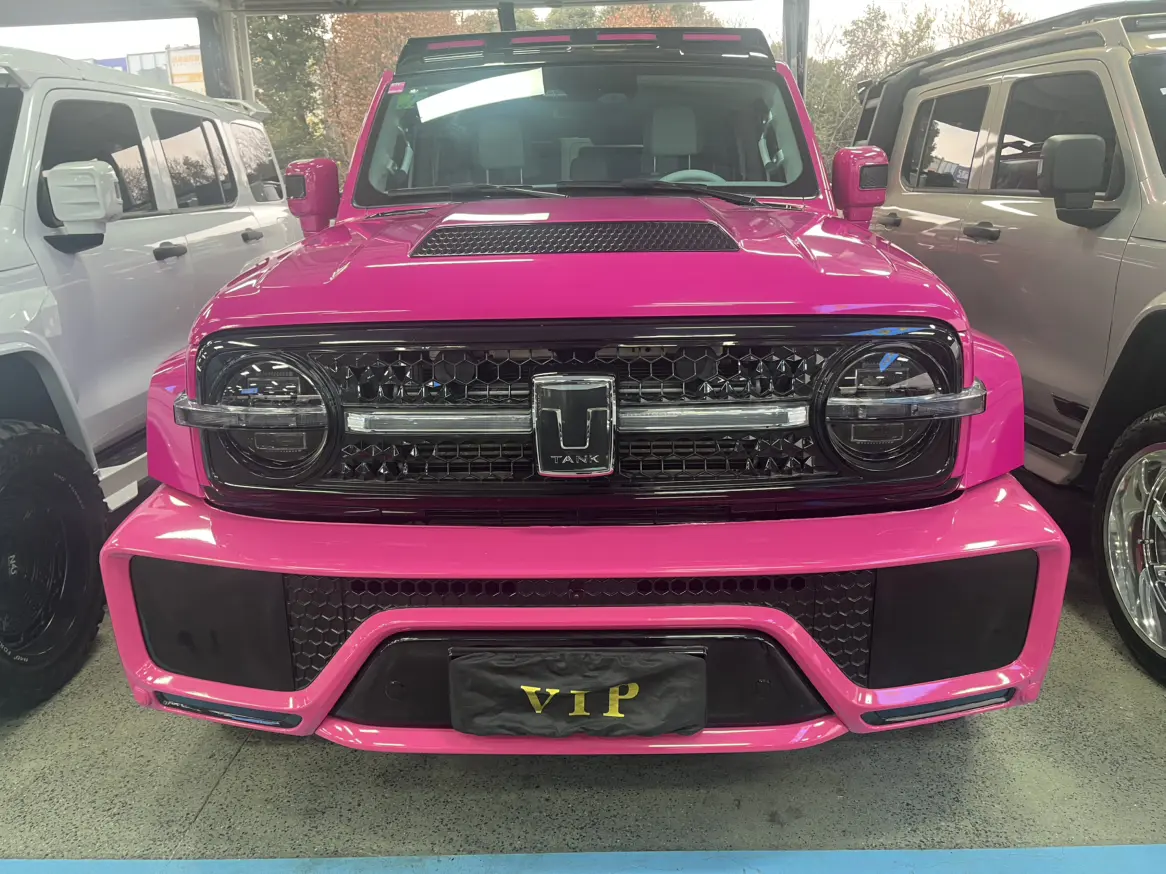 Tank Cyber  300  из Китая