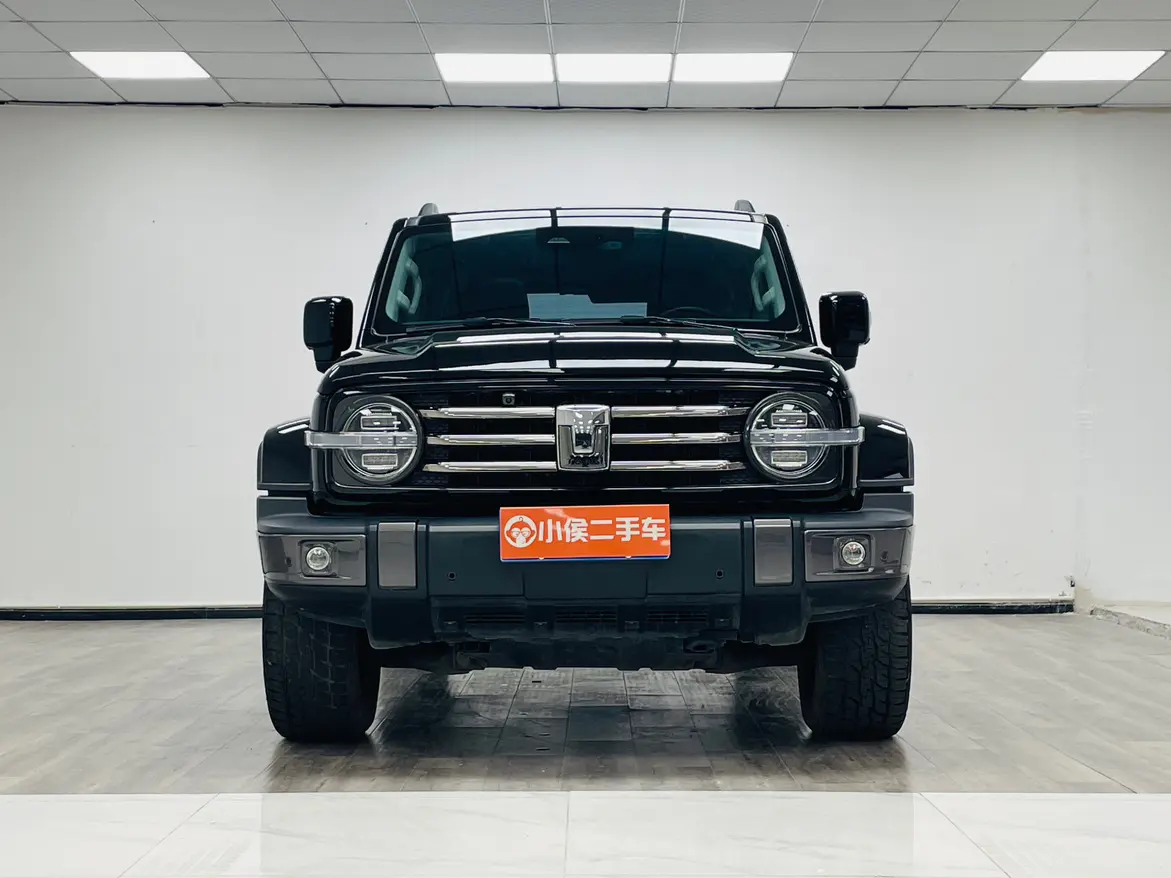 Tank 300  из Китая