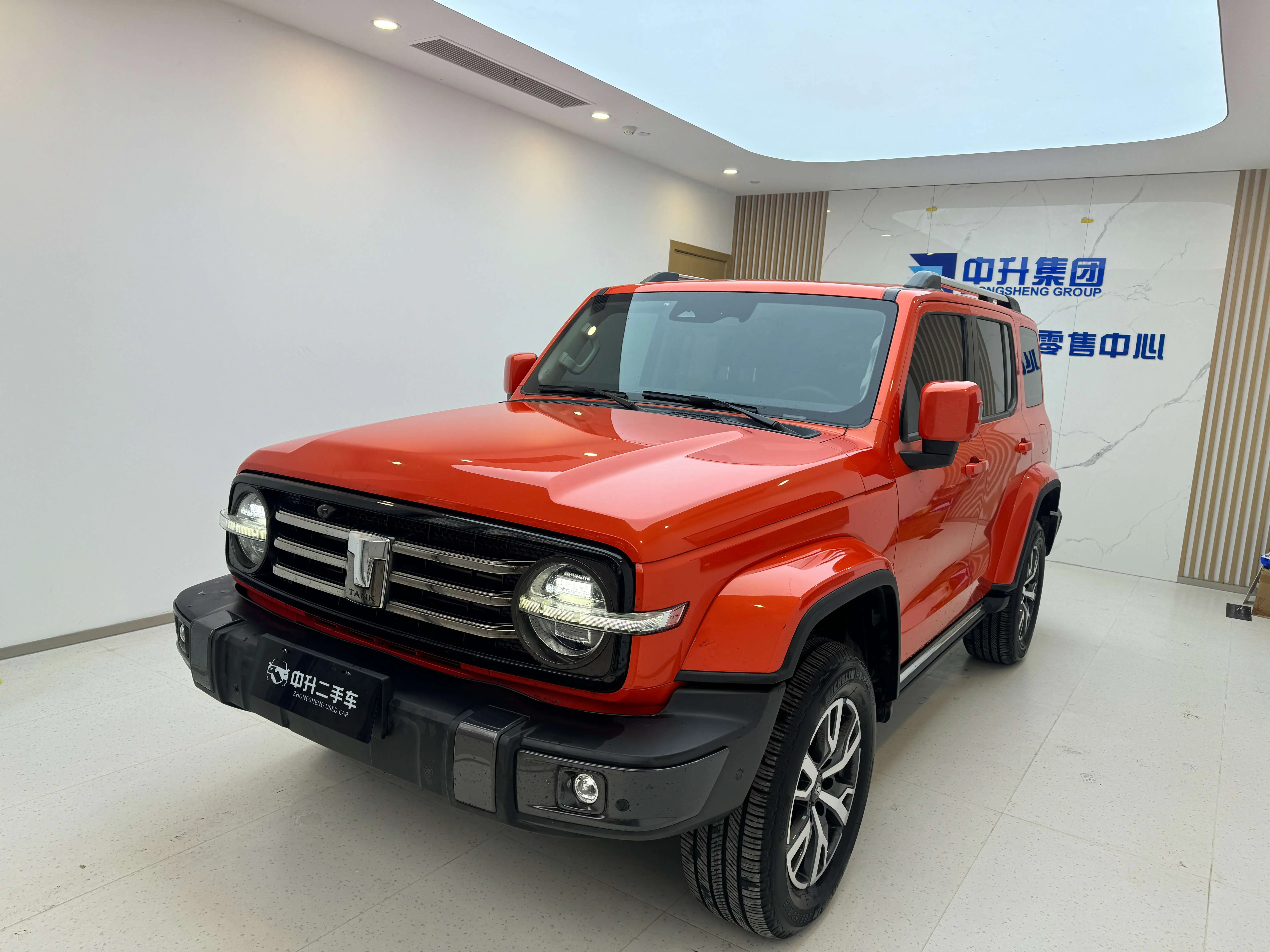 Tank 300  из Китая