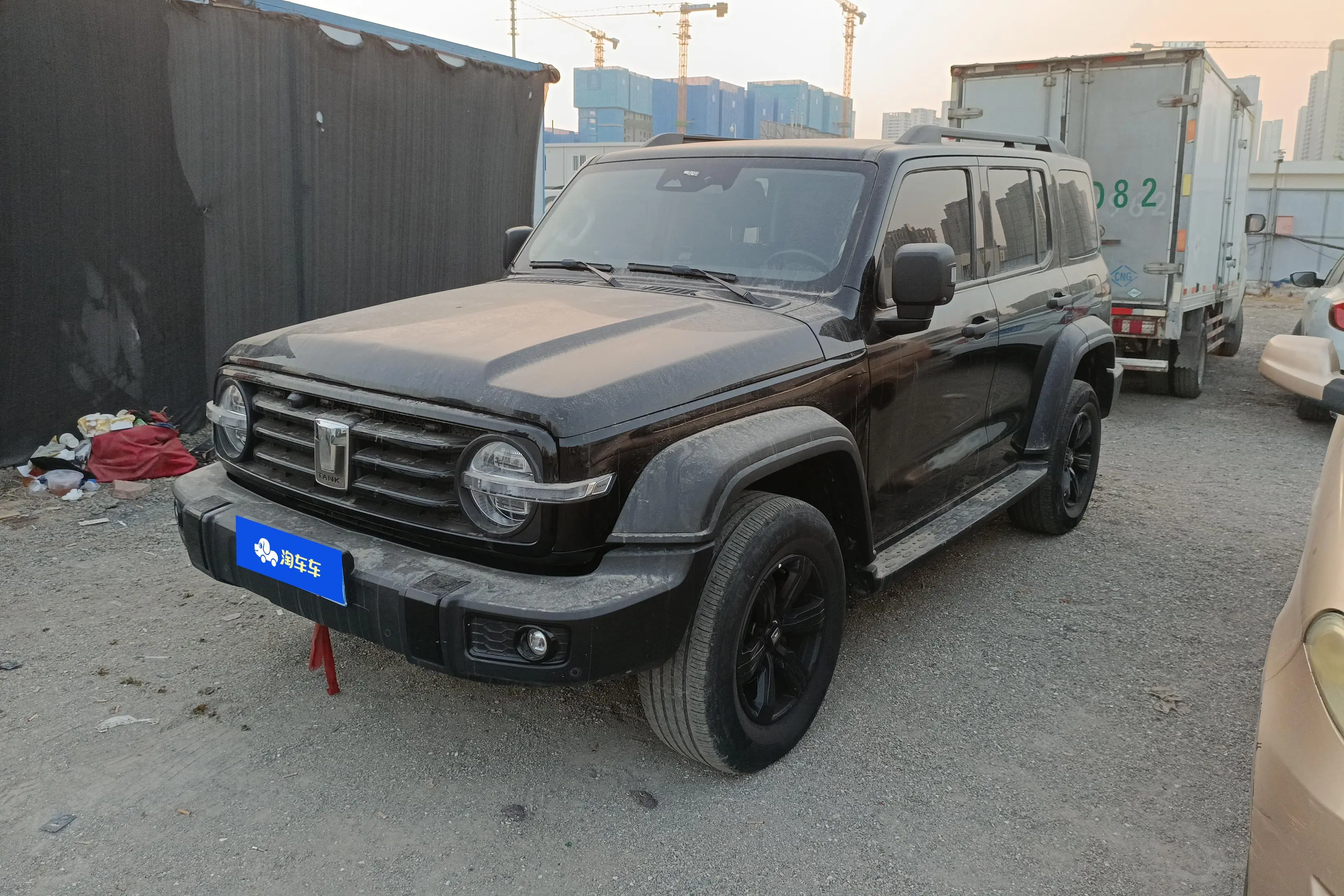 Tank 300  из Китая