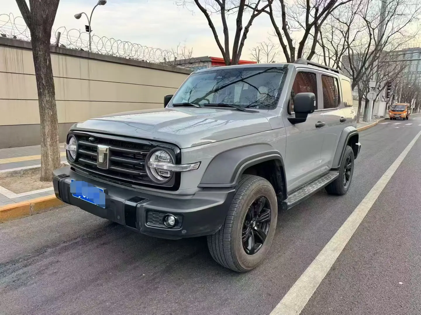 Tank 300  из Китая