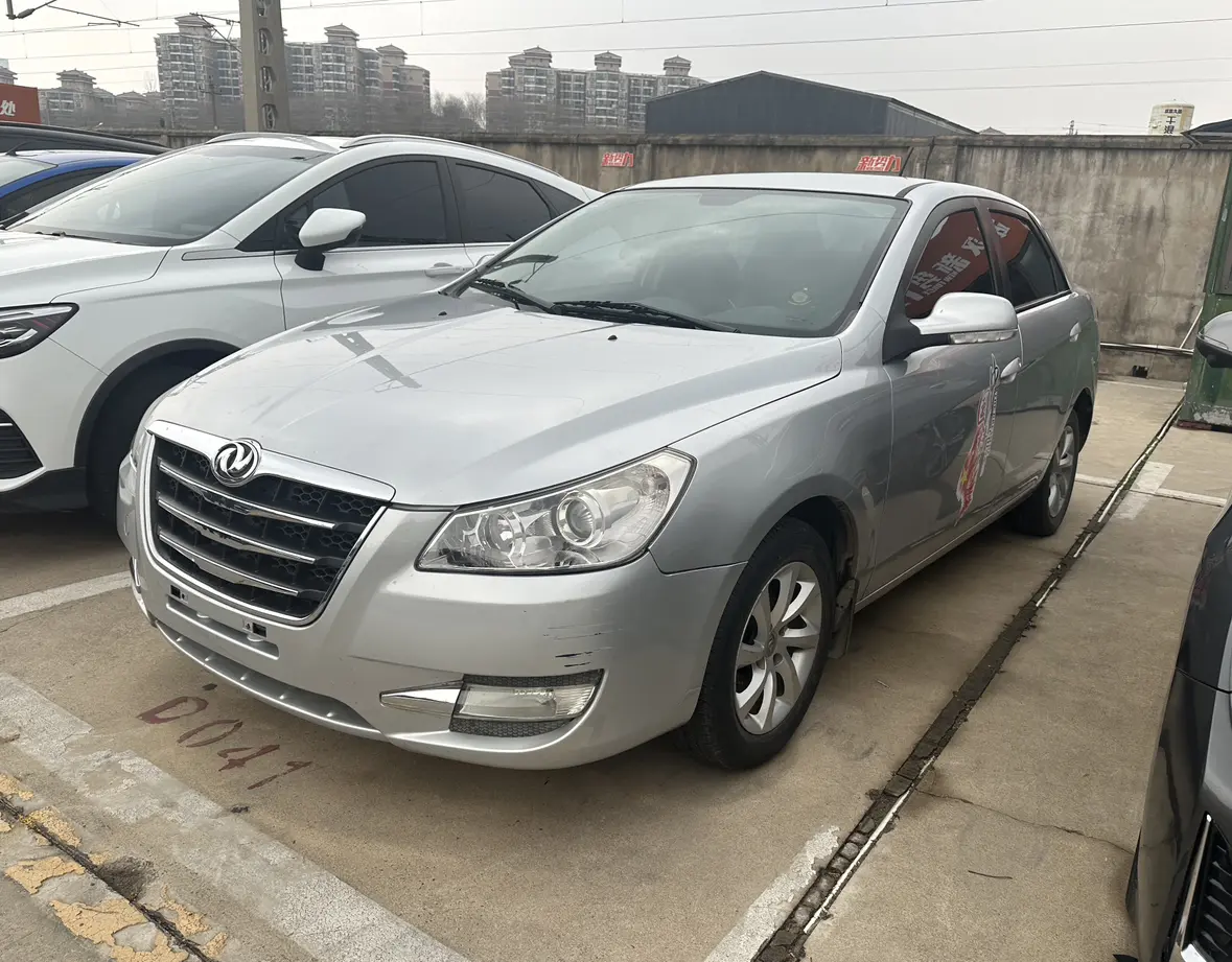 Dongfeng Fengshen S30  из Китая
