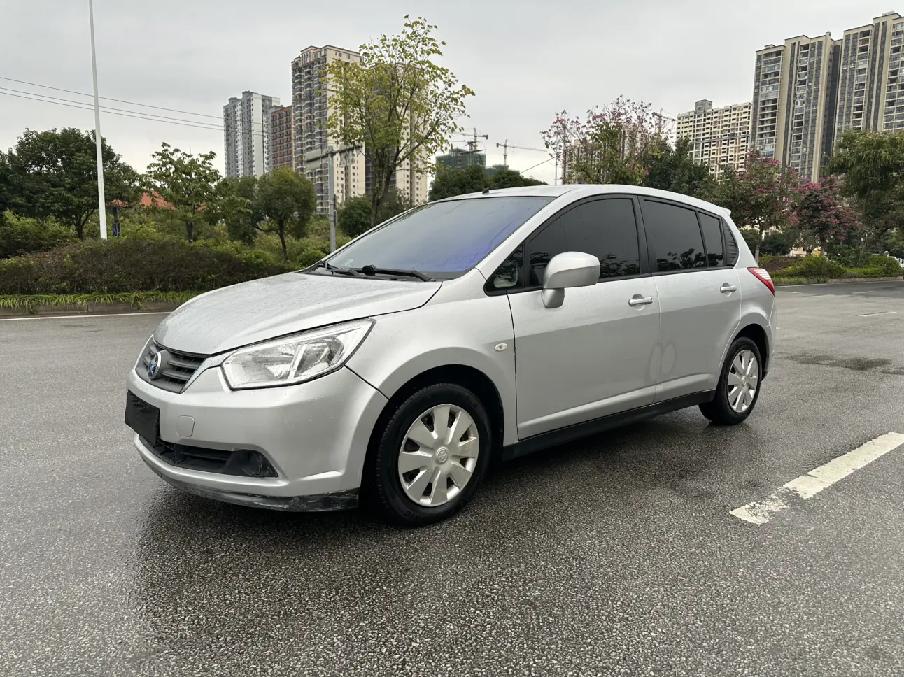 Kai Chen Venucia R50  из Китая