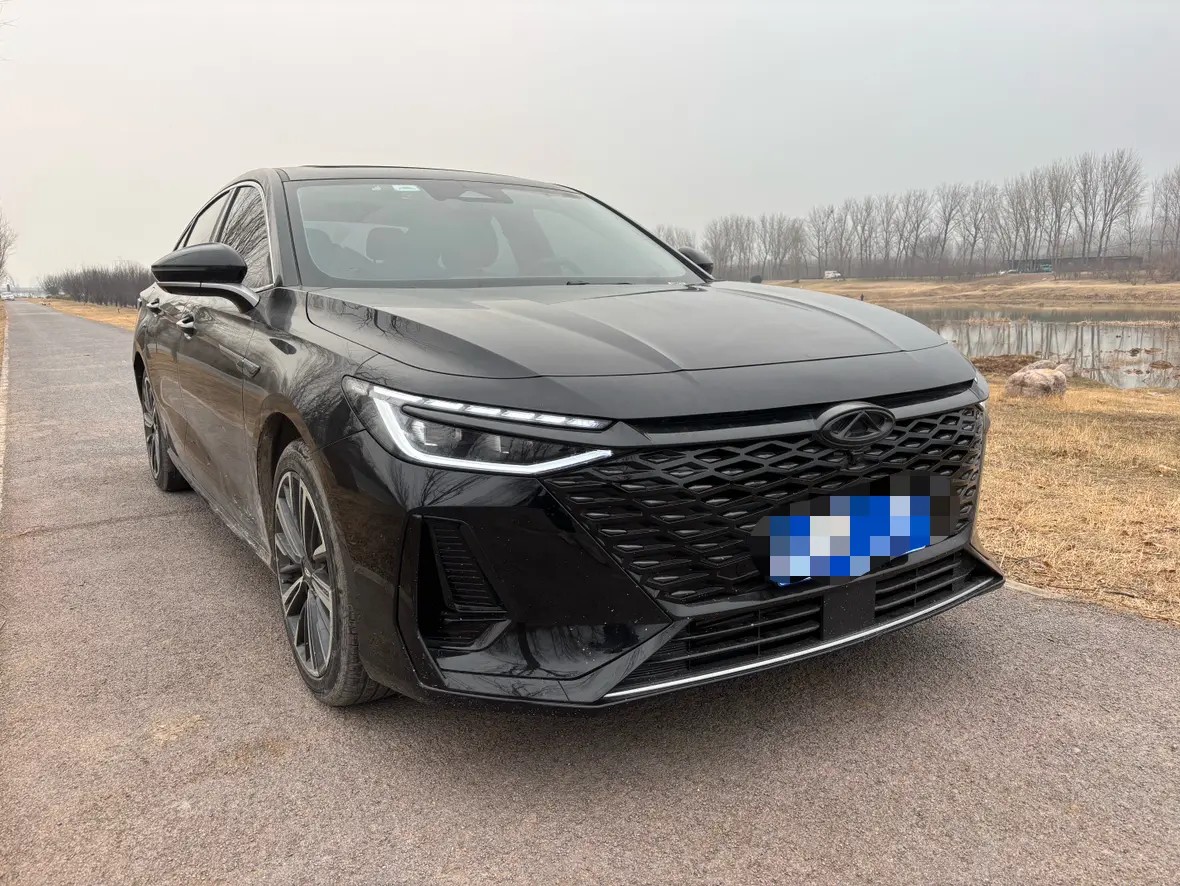 Chery Arrizo 8  из Китая