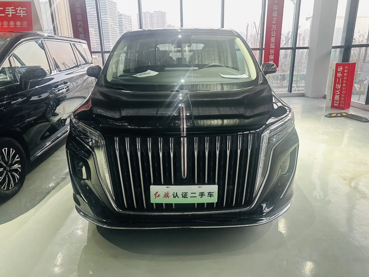 Hongqi HQ9 PHEV  из Китая