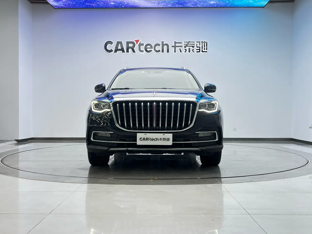 Hongqi HS7  из Китая
