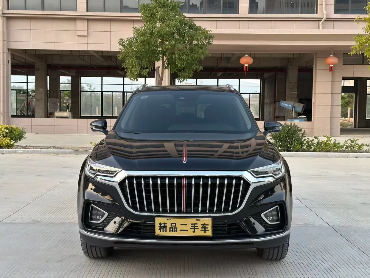 Hongqi HS5  из Китая