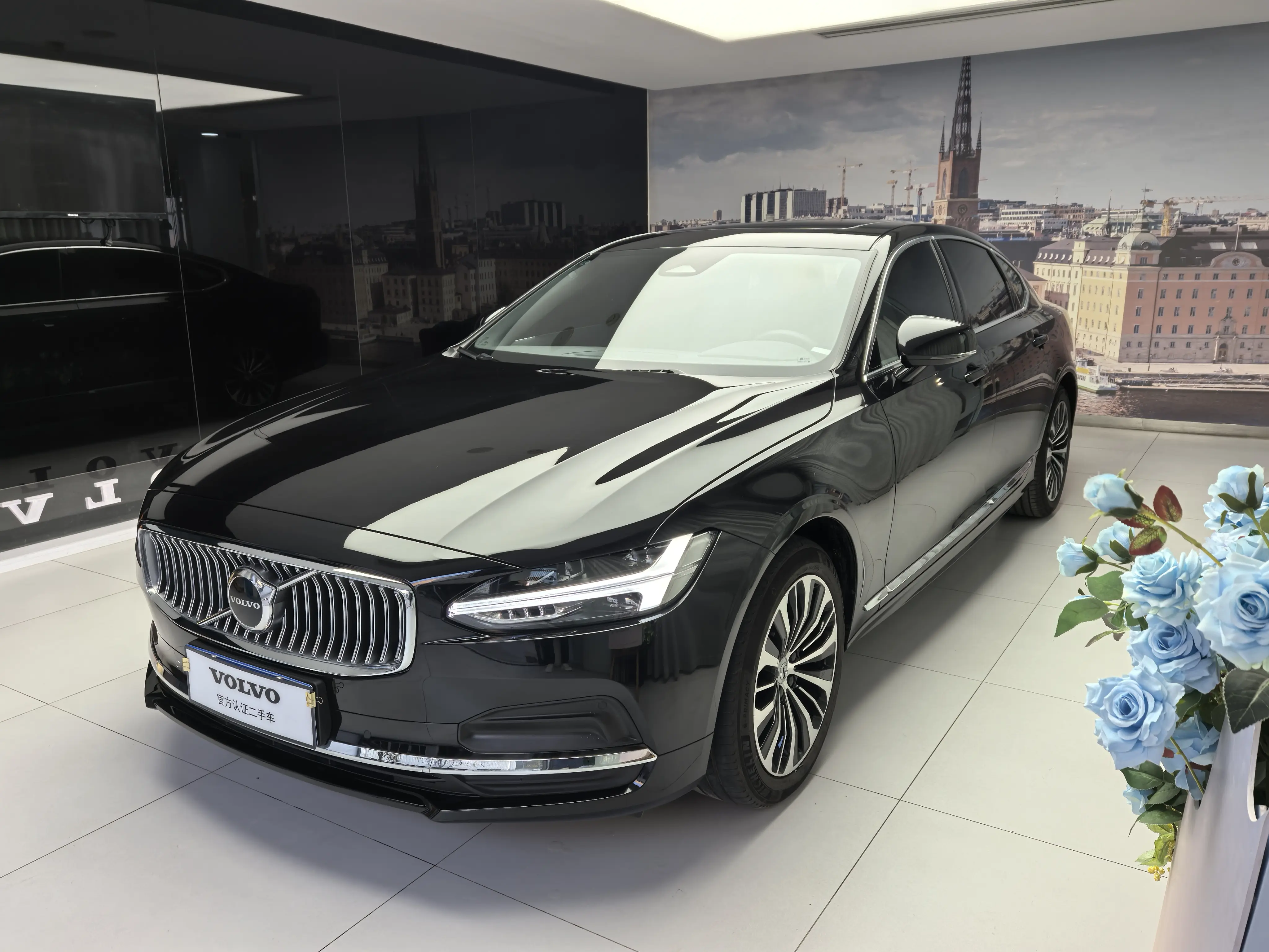 Volvo S90